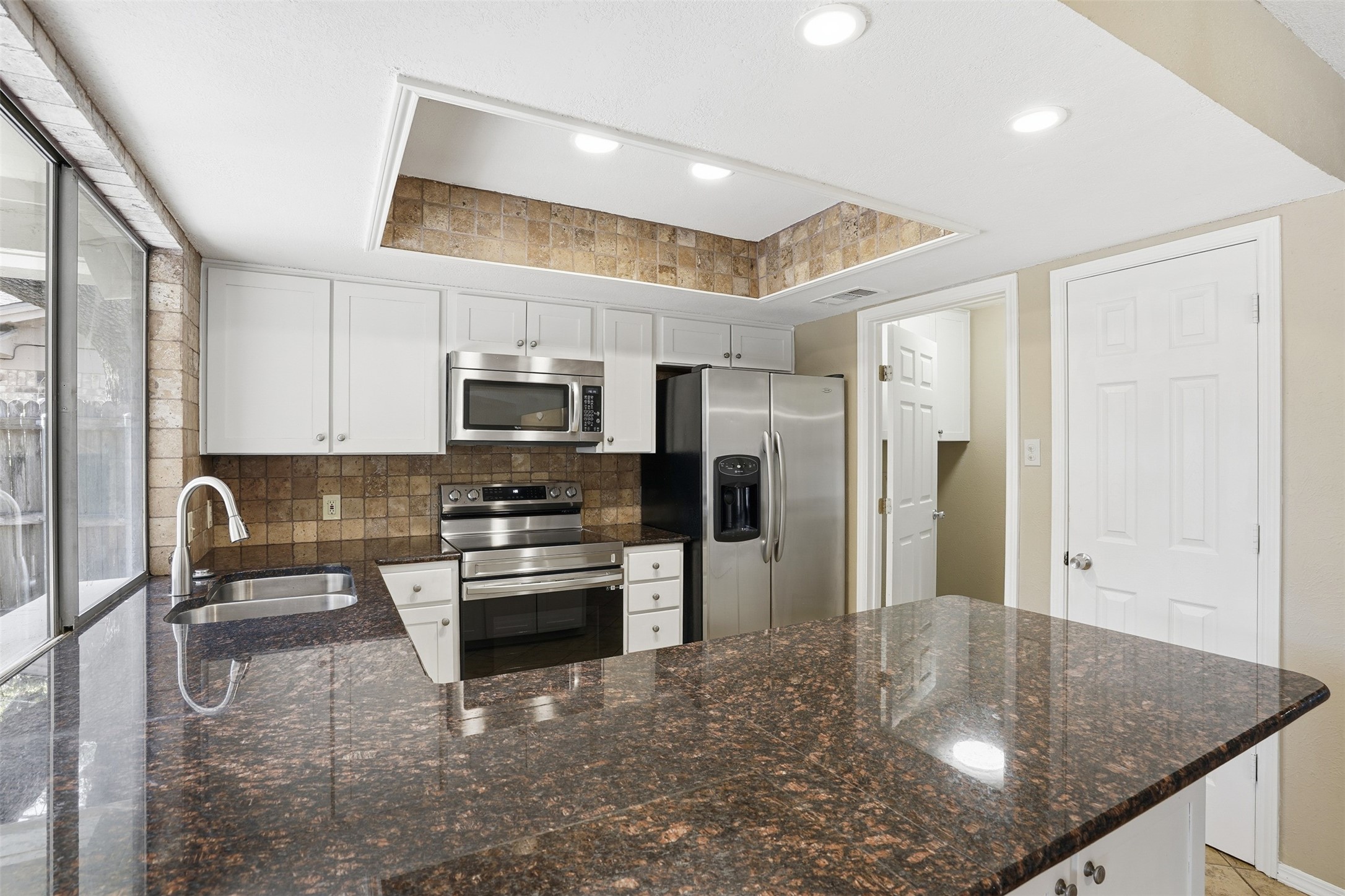 3906 Cedarwood Court