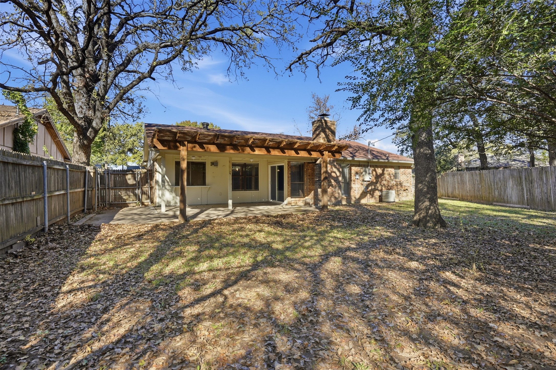 3906 Cedarwood Court