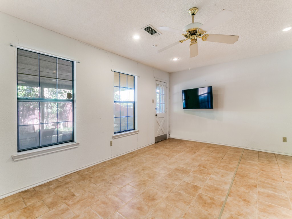 928 Old Mill Circle