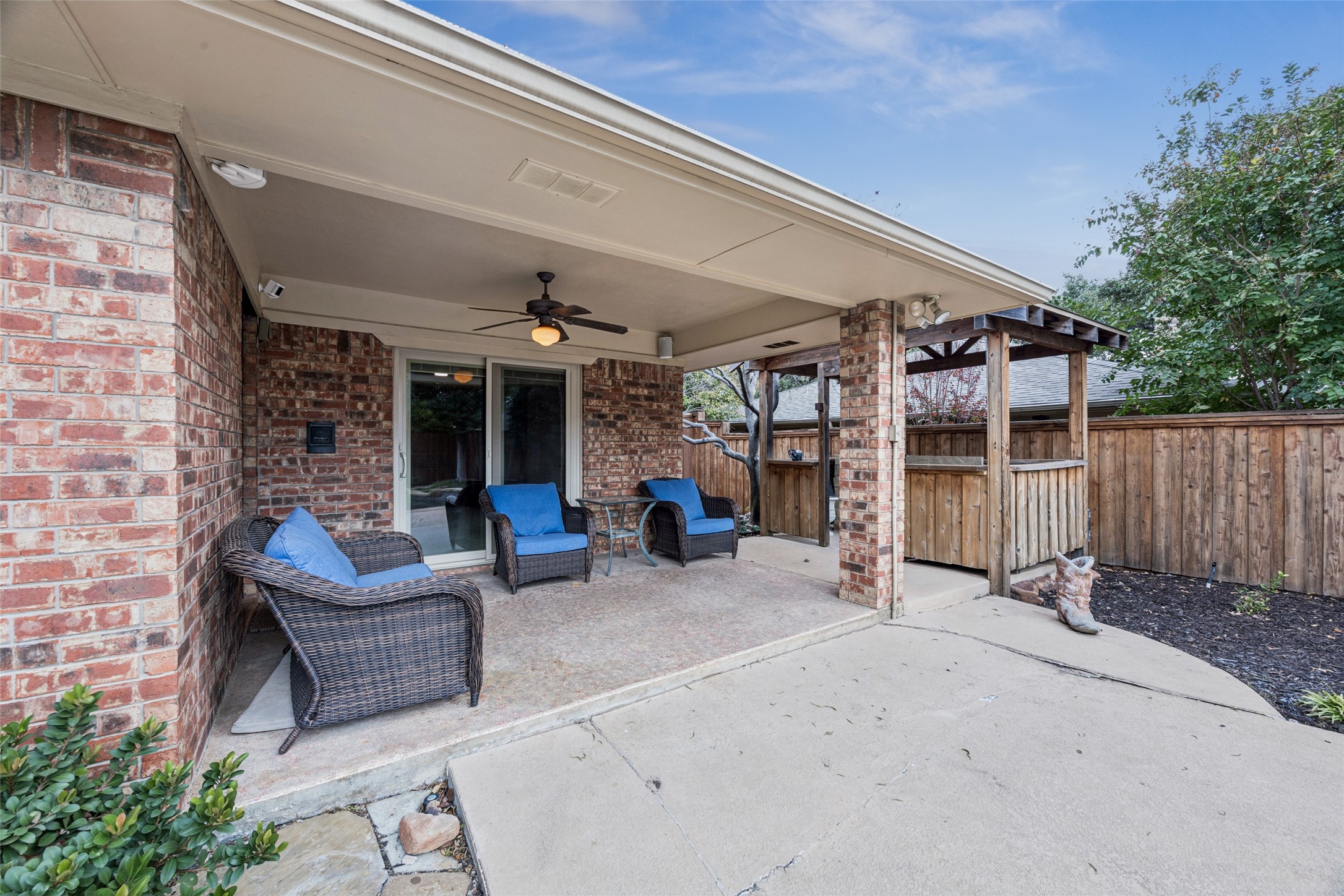 1528 Tampico Drive