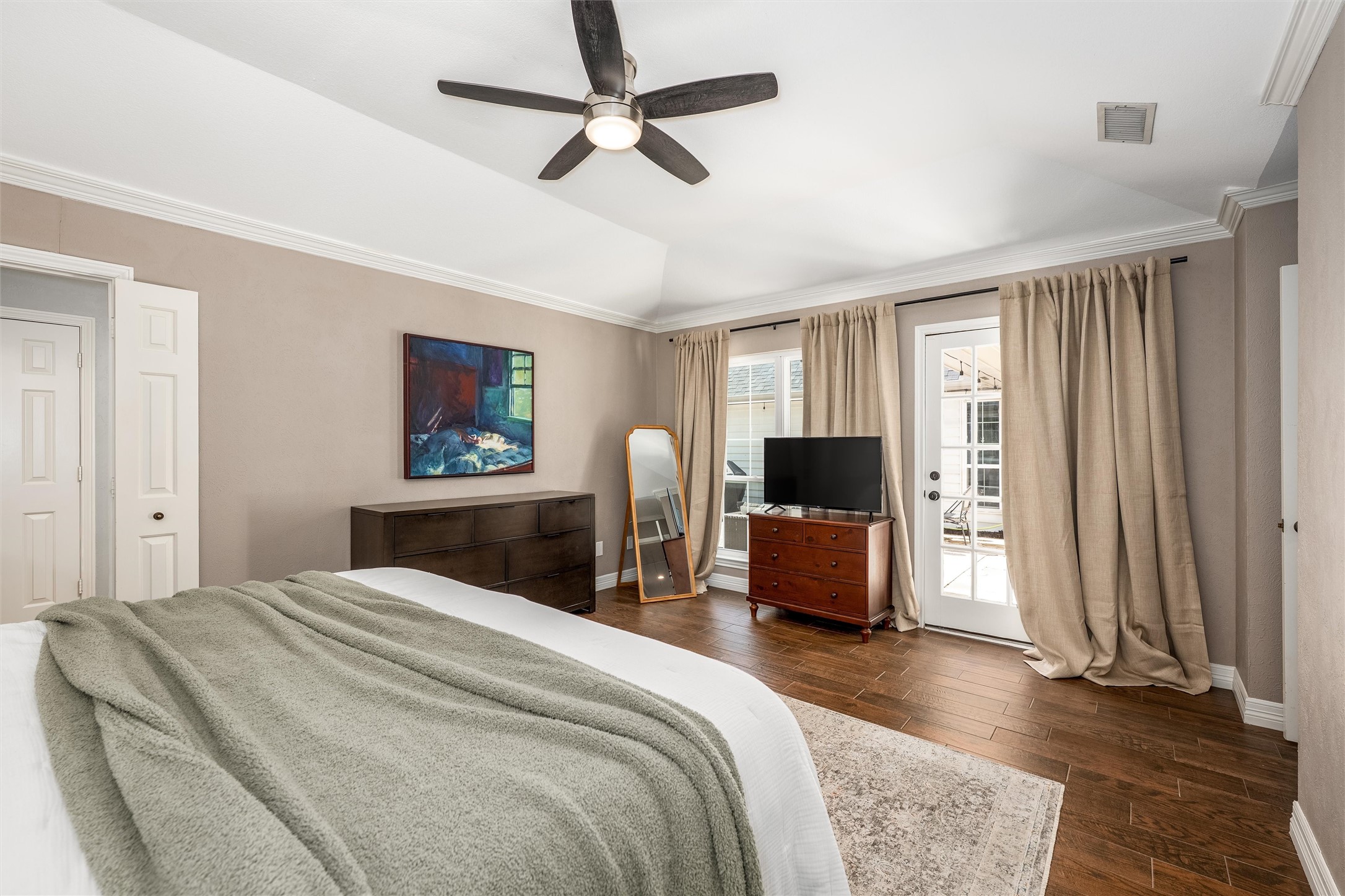 10002 Hickory Crossing