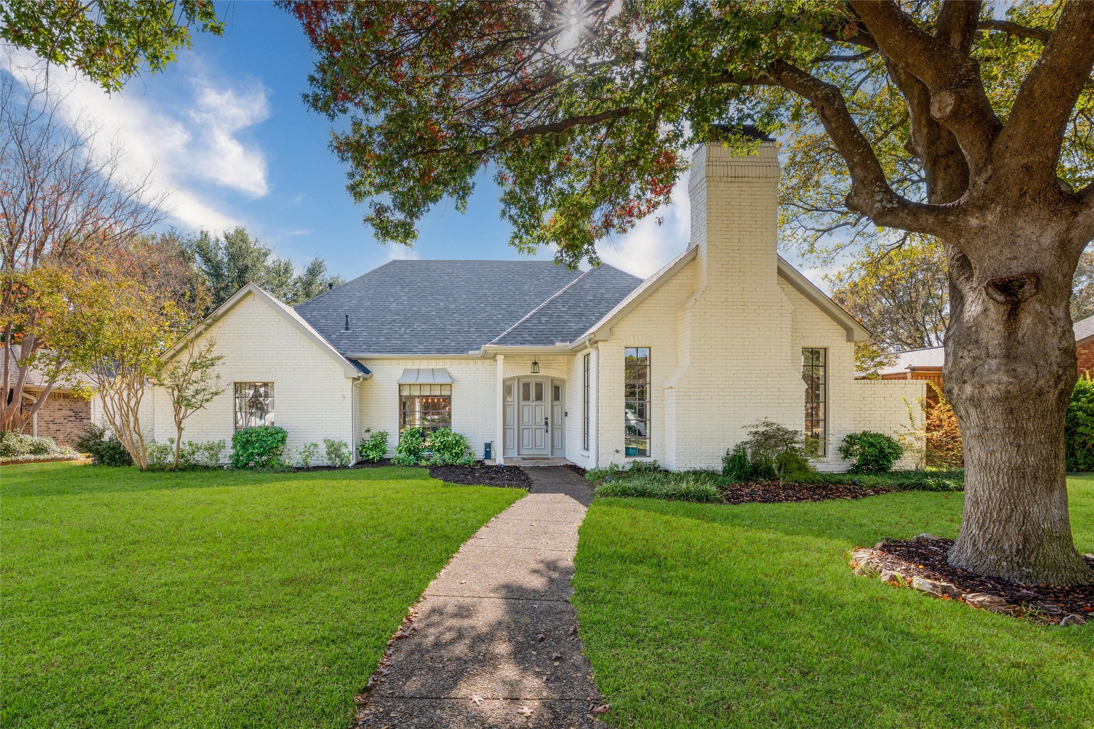 10002 Hickory Crossing