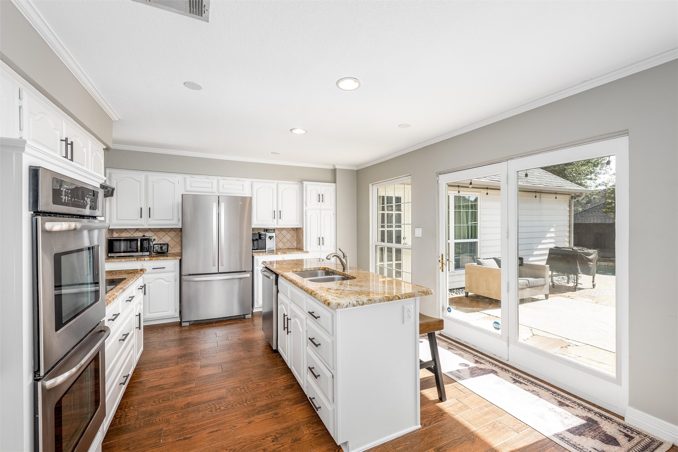 10002 Hickory Crossing