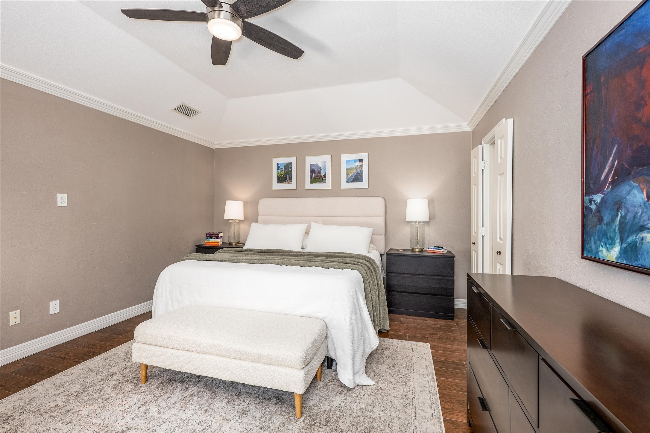 10002 Hickory Crossing
