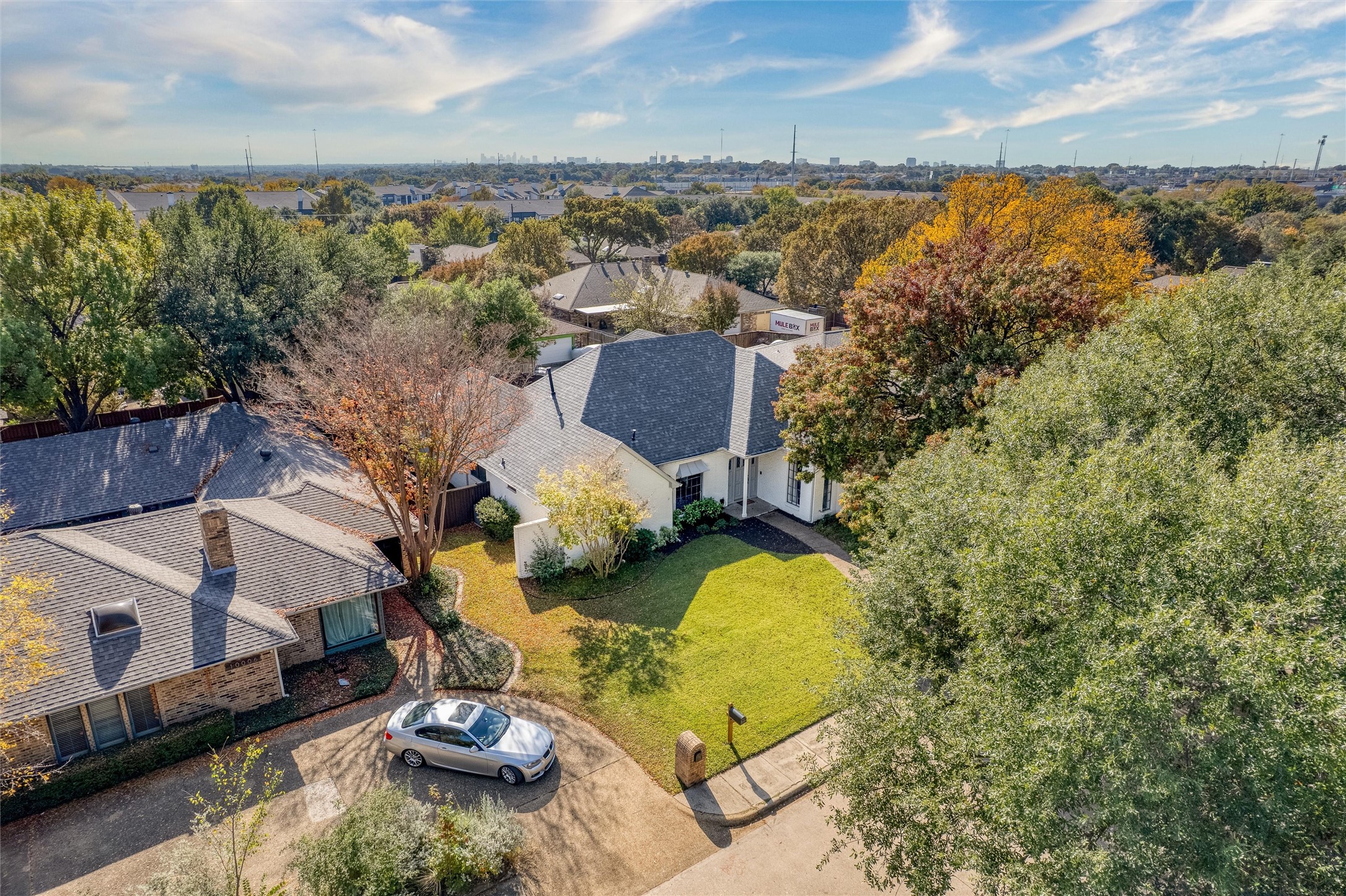 10002 Hickory Crossing
