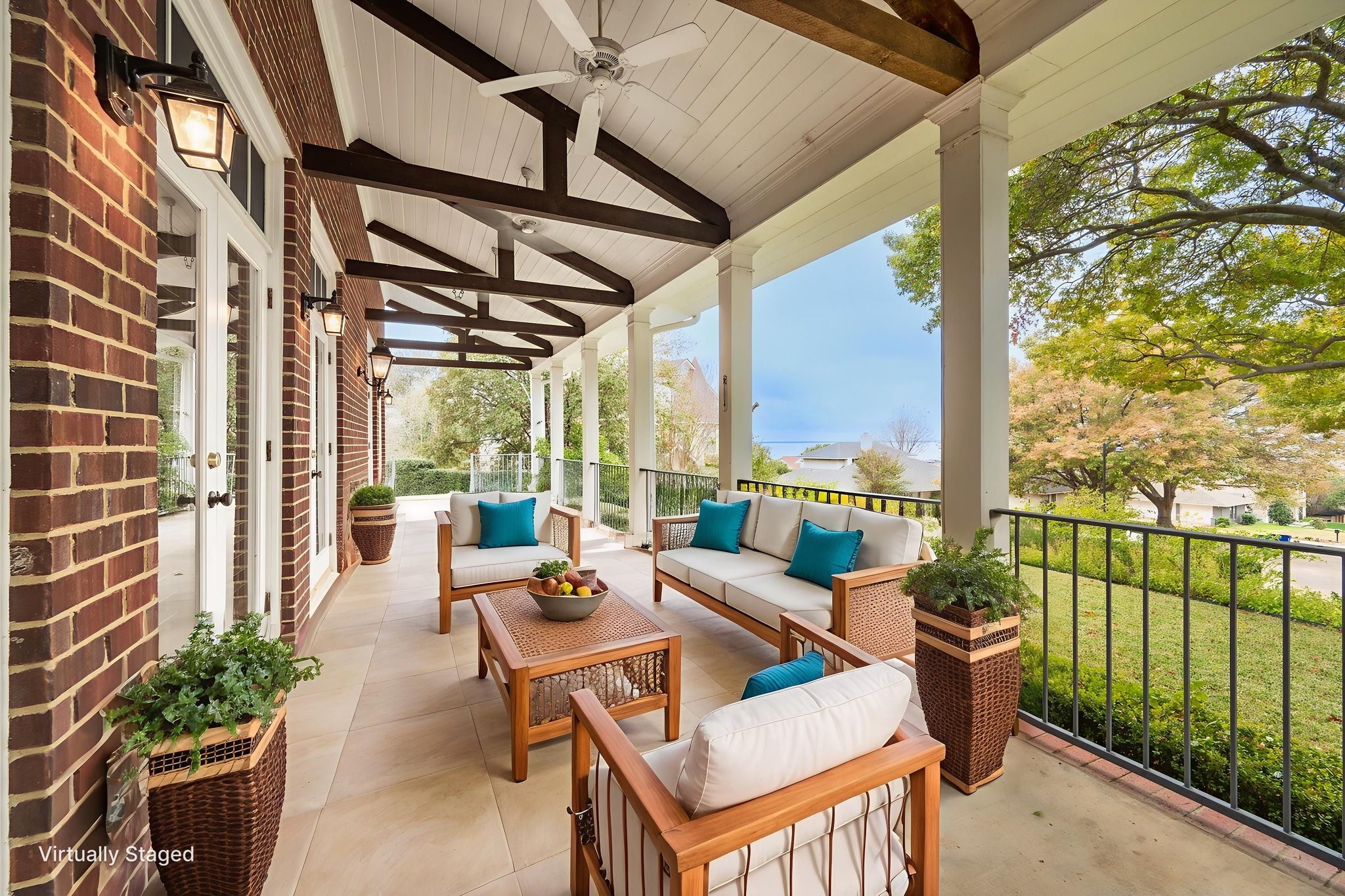 23 Lakeway Drive