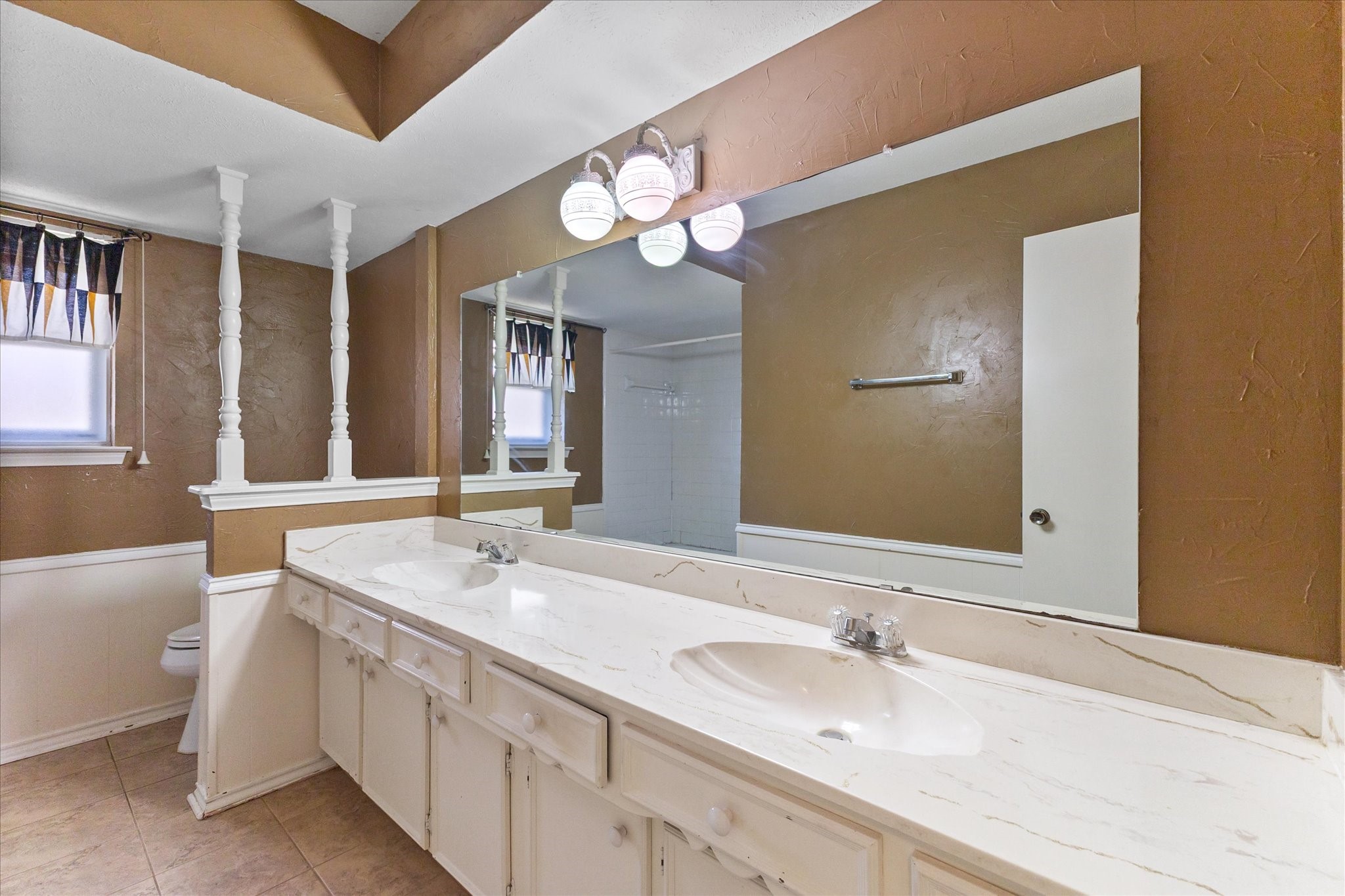 2608 Northcrest Drive