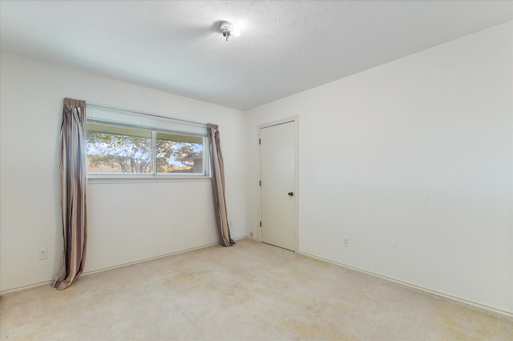 2608 Northcrest Drive