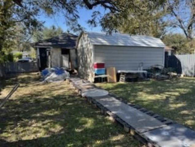 809 S Frances Street