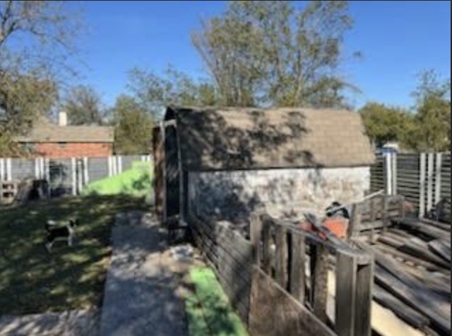 809 S Frances Street