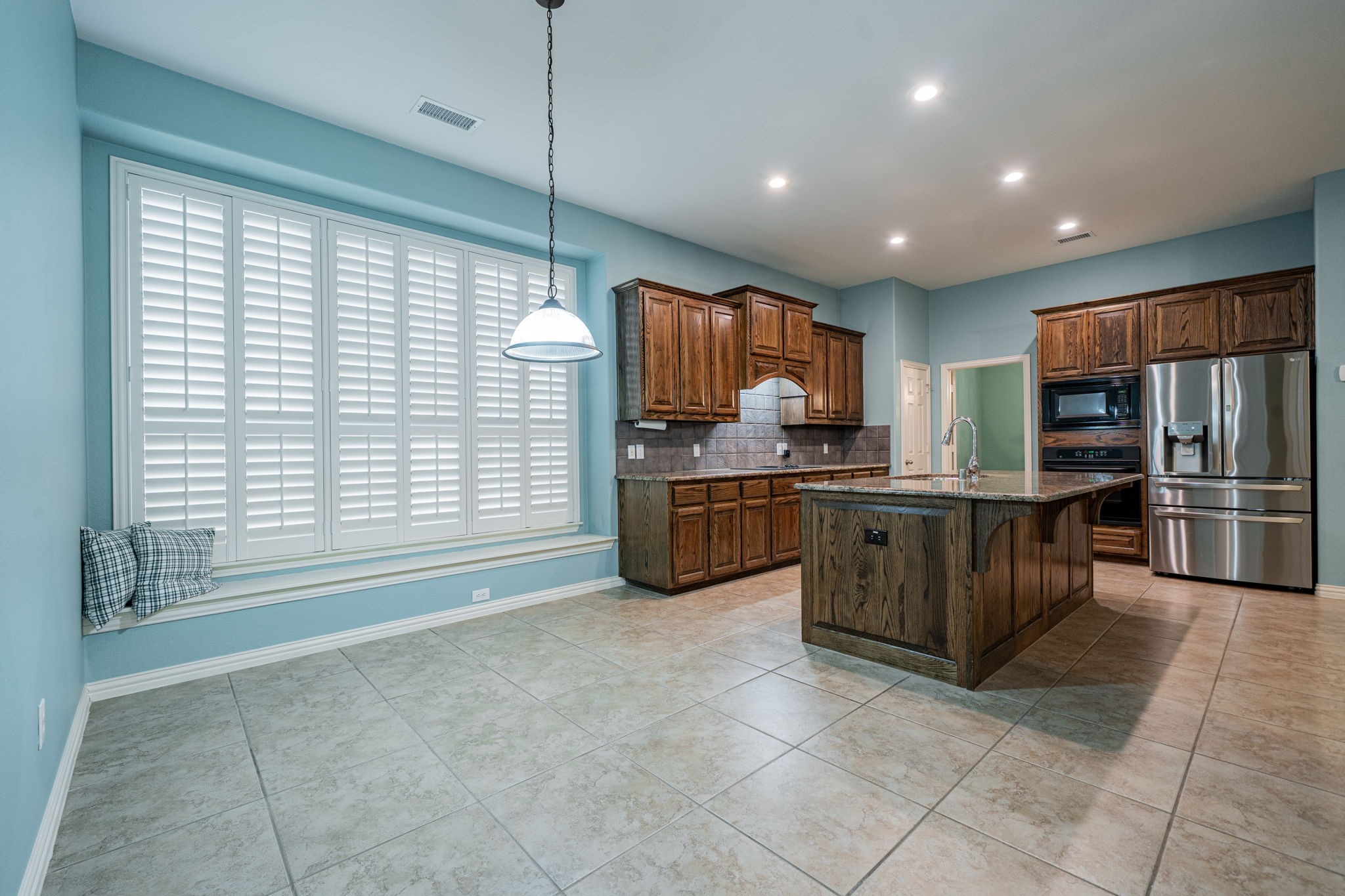 7803 Hillsdale Drive