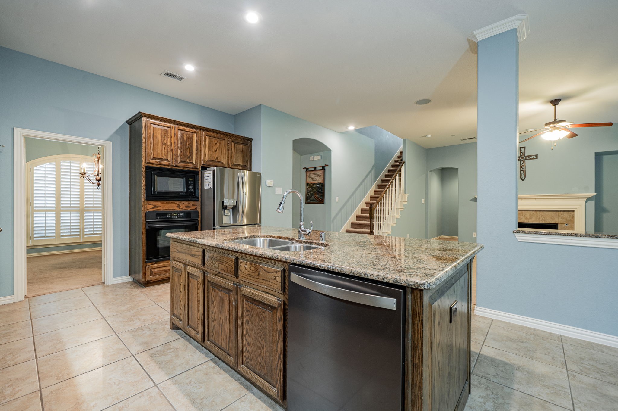 7803 Hillsdale Drive