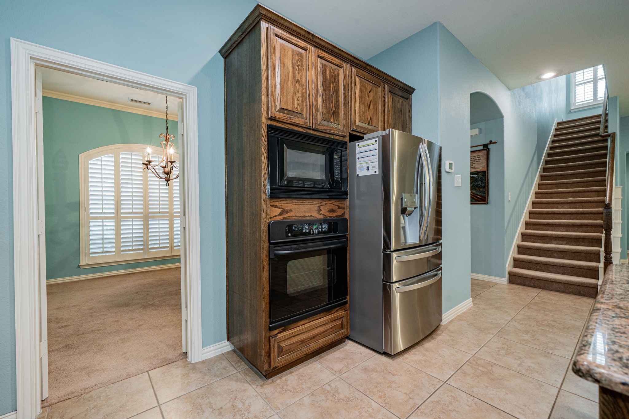 7803 Hillsdale Drive