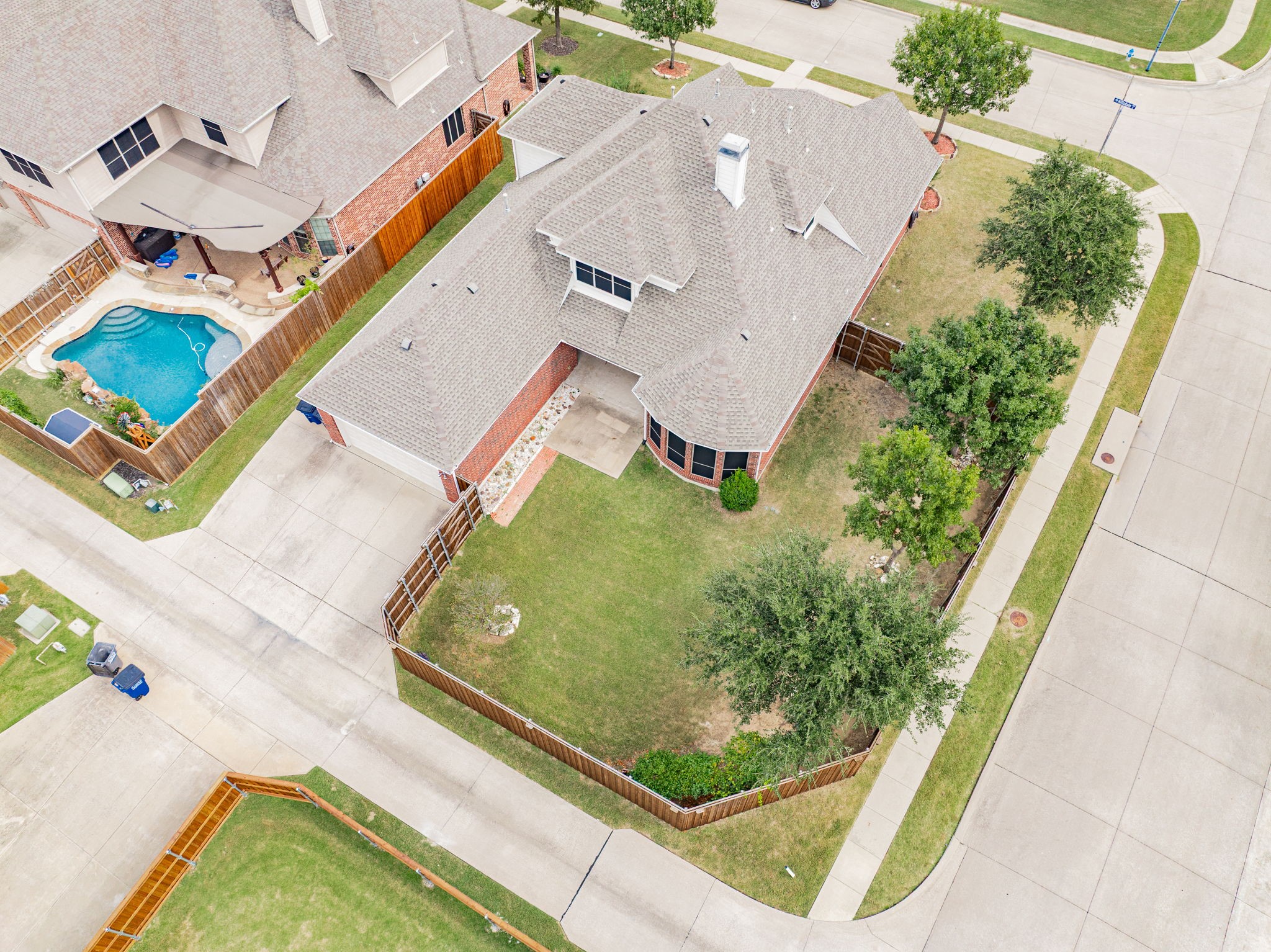 7803 Hillsdale Drive