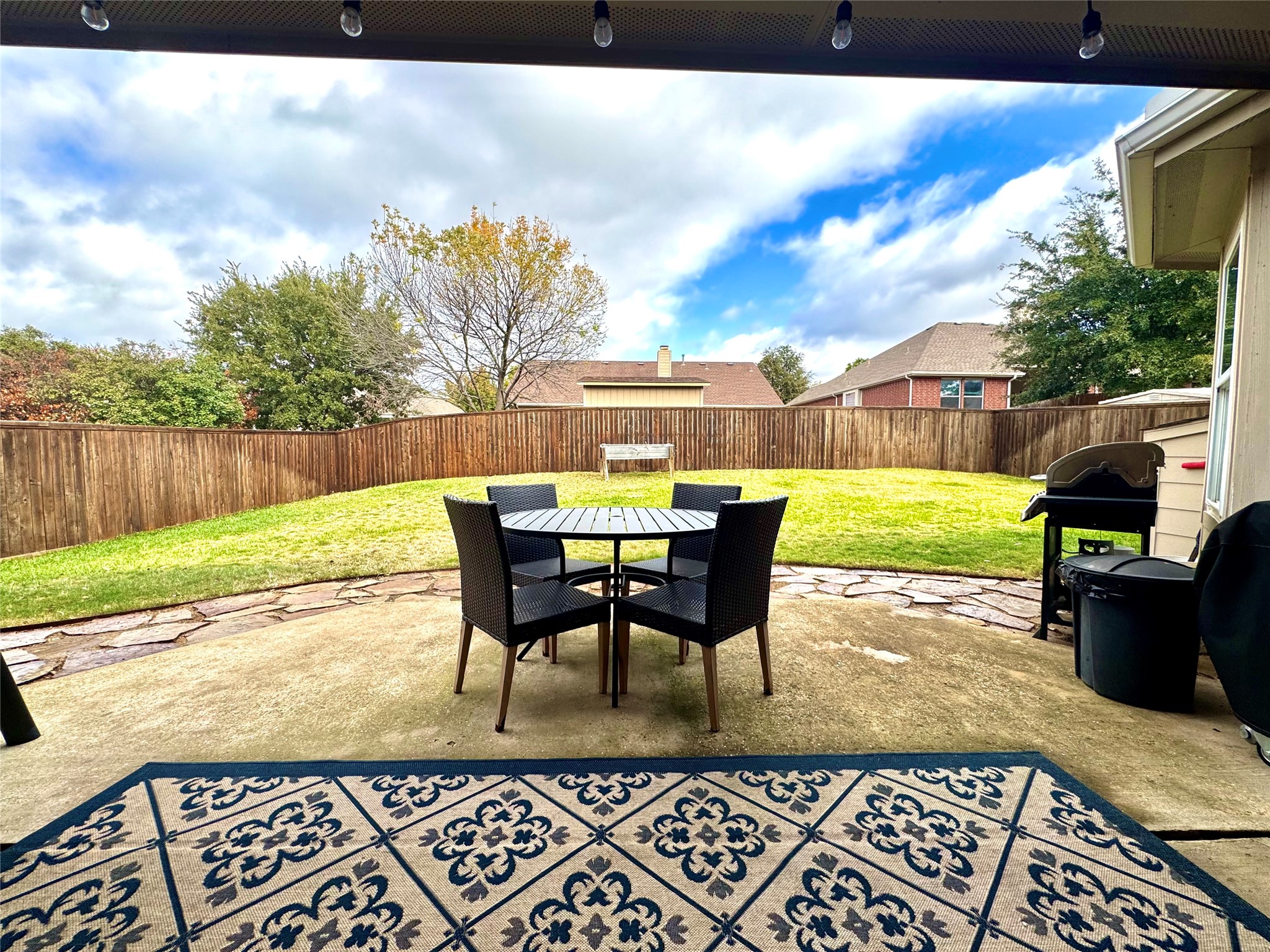 2721 Arabian Avenue