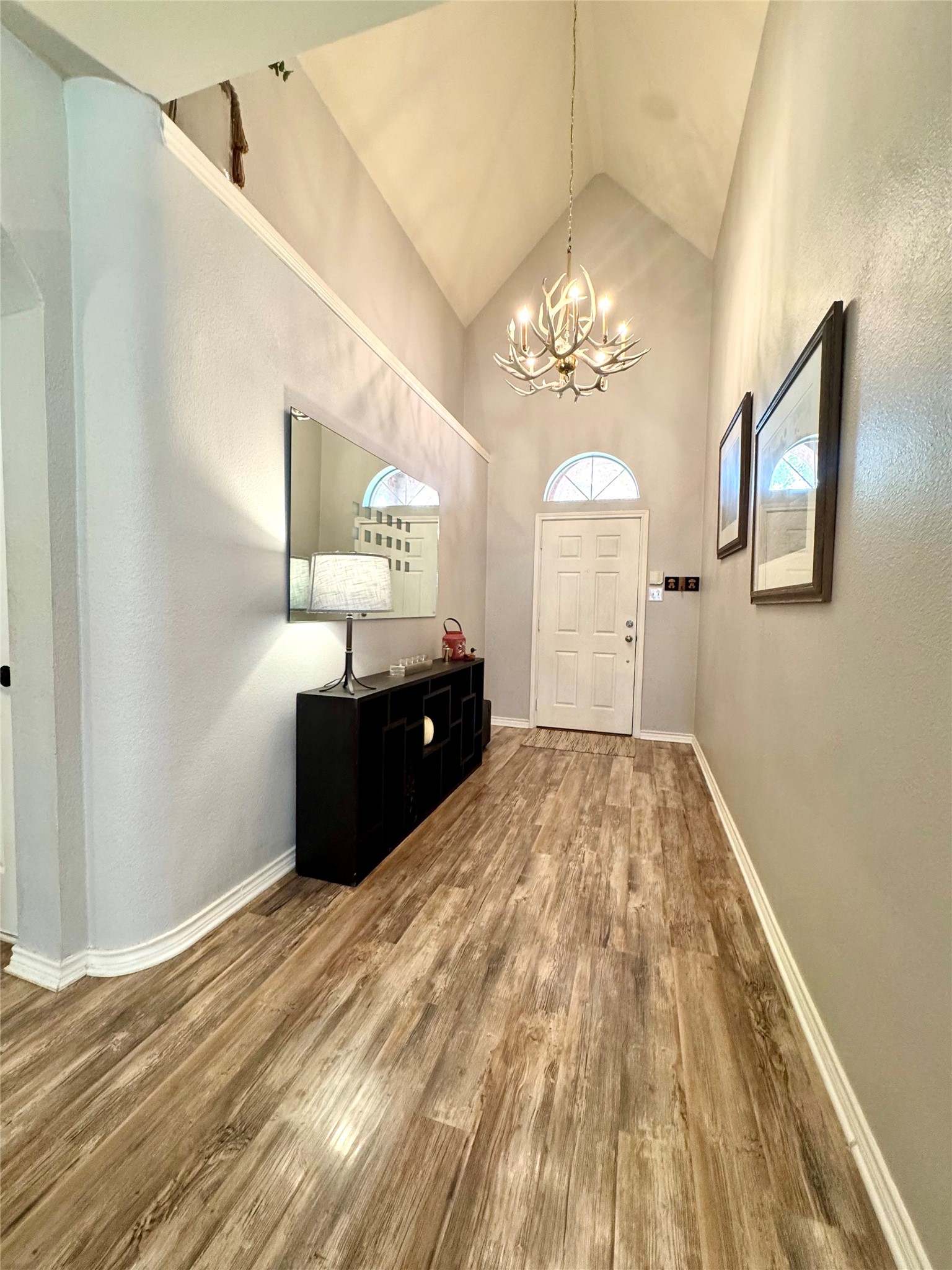 2721 Arabian Avenue