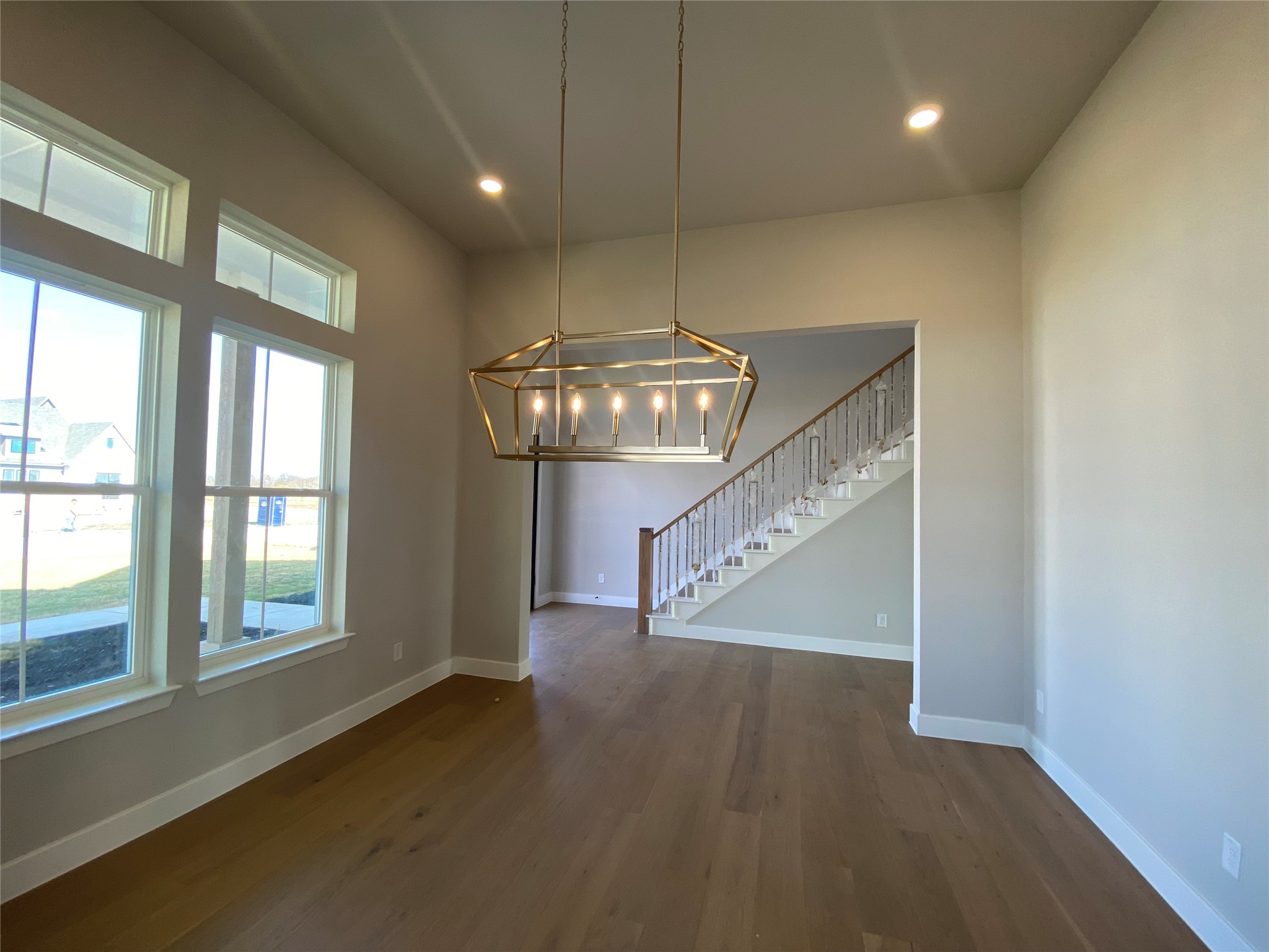3404 Sweetwater Road