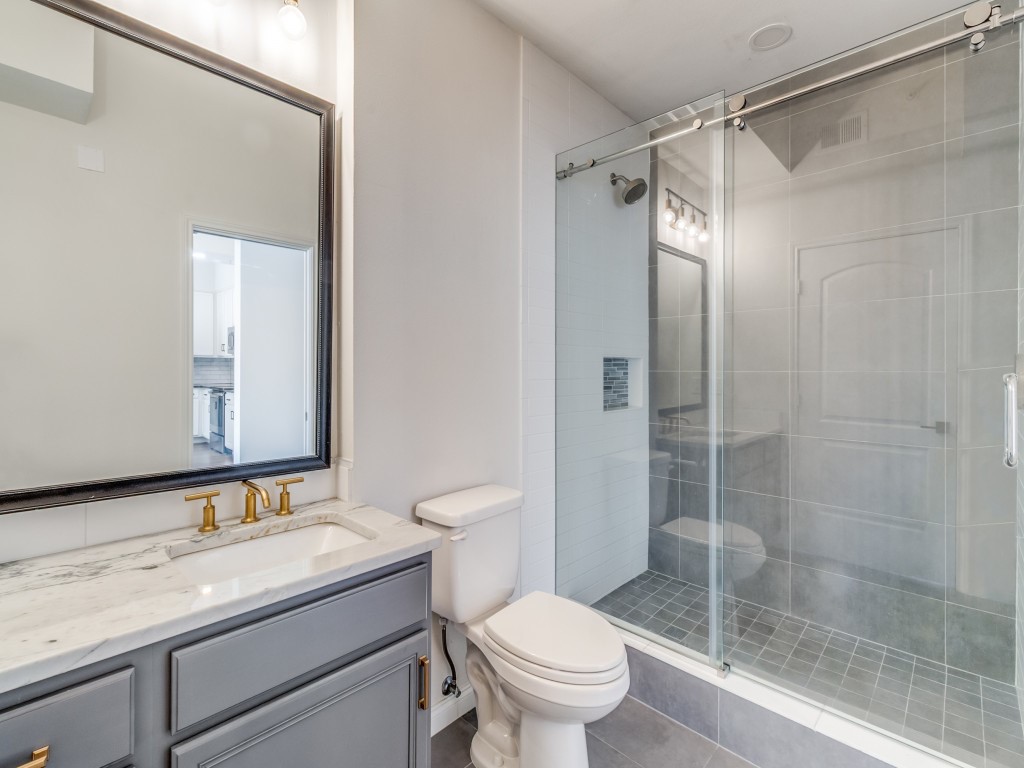 3225 Turtle Creek Boulevard 545