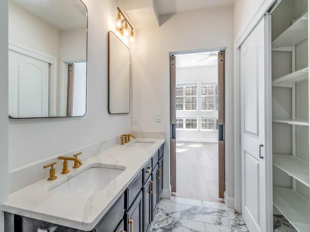 3225 Turtle Creek Boulevard 545