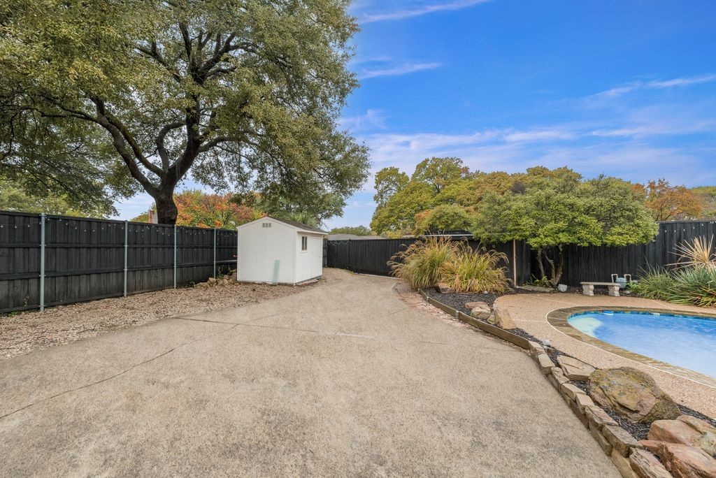 2309 Heather Hill Lane