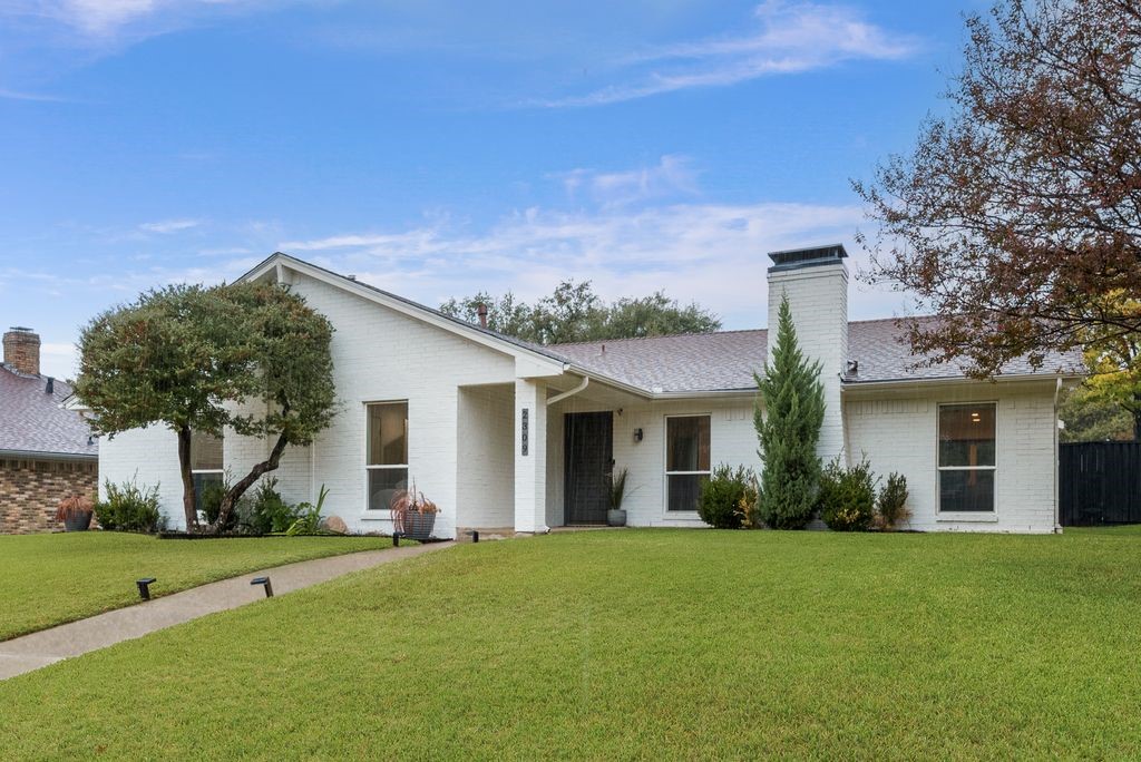 2309 Heather Hill Lane