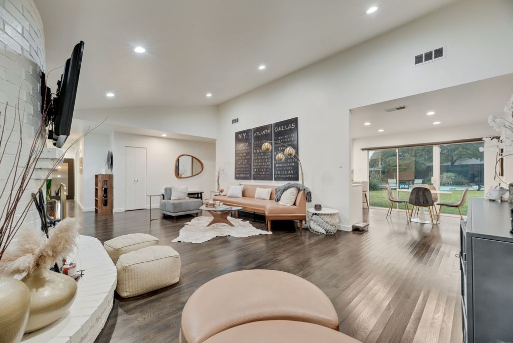 2309 Heather Hill Lane