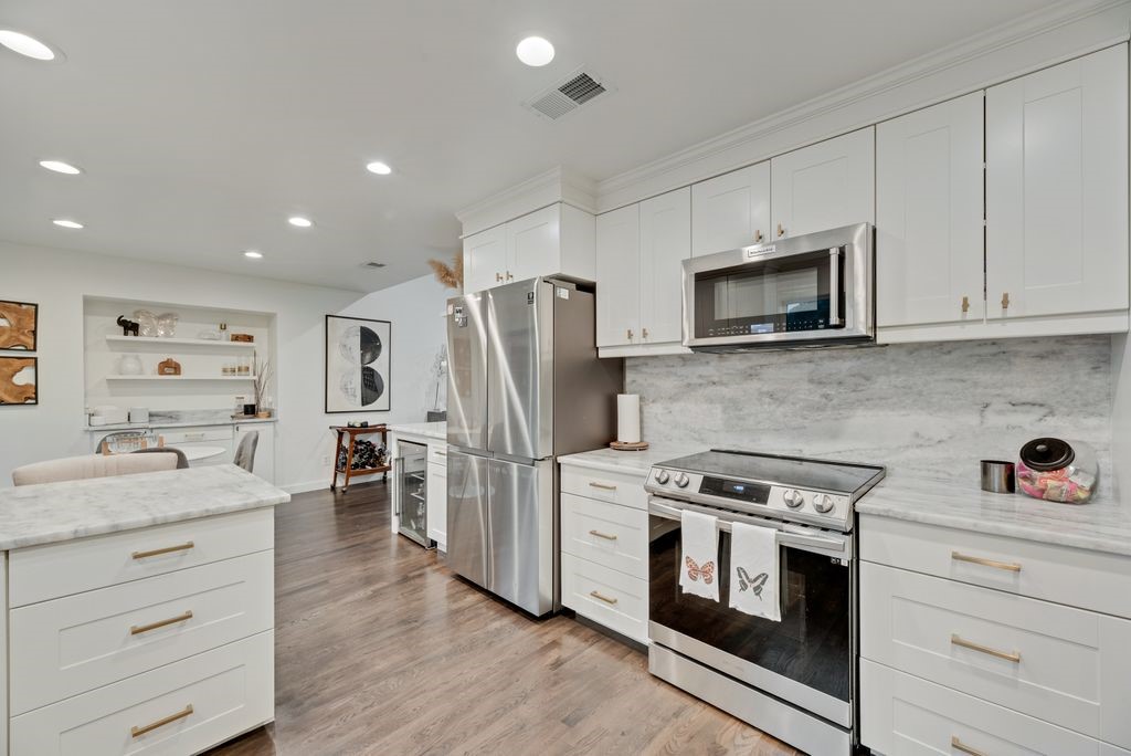 2309 Heather Hill Lane