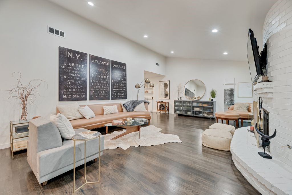 2309 Heather Hill Lane