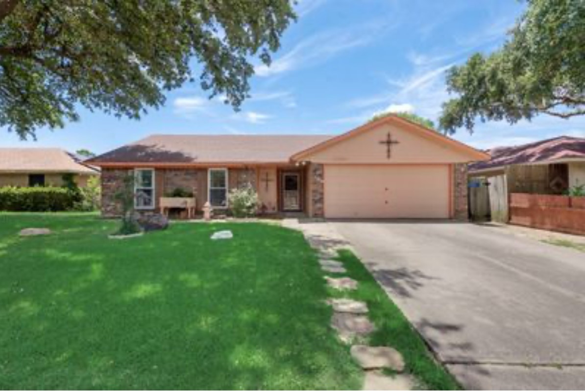 13240 Saratoga Lane