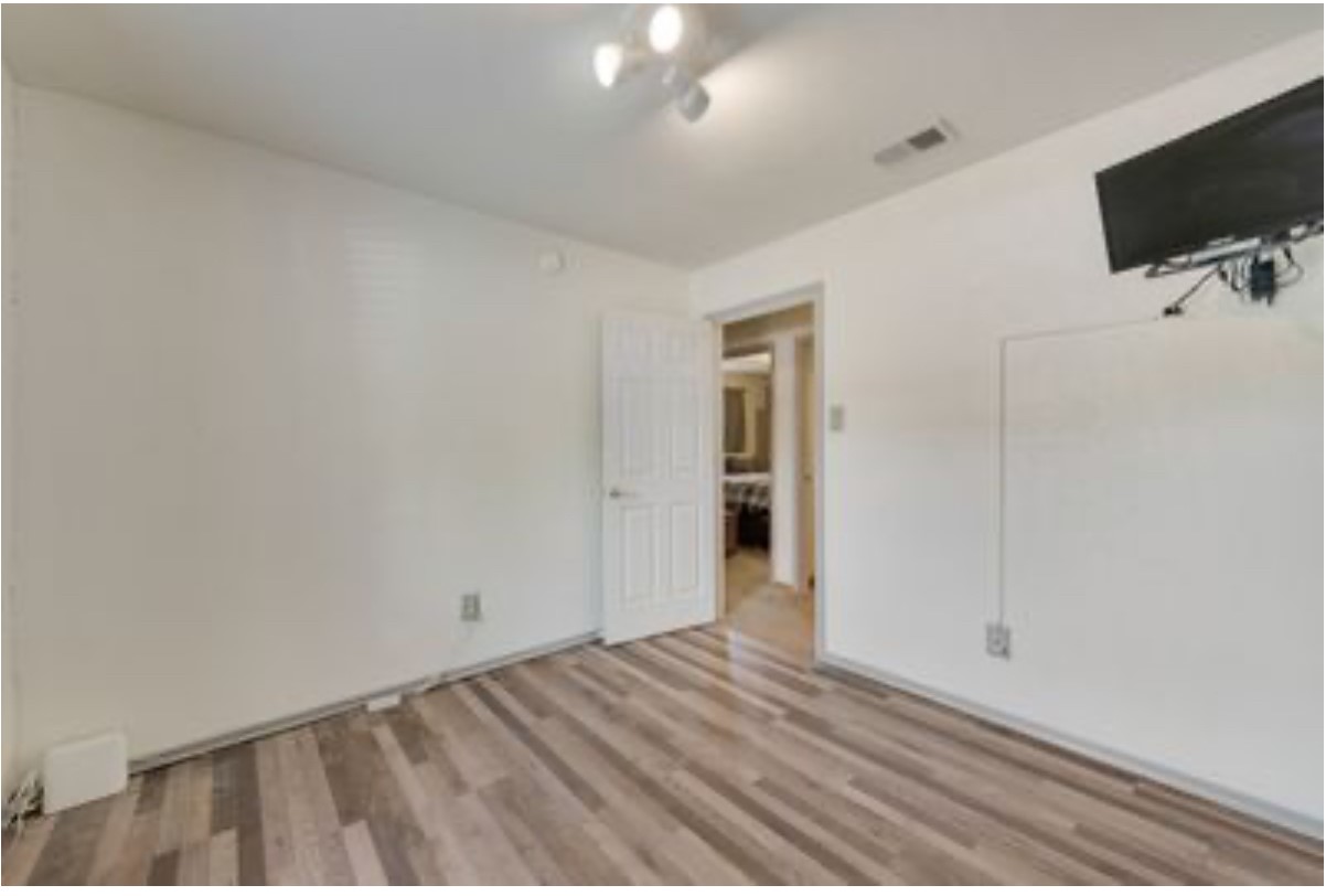 13240 Saratoga Lane