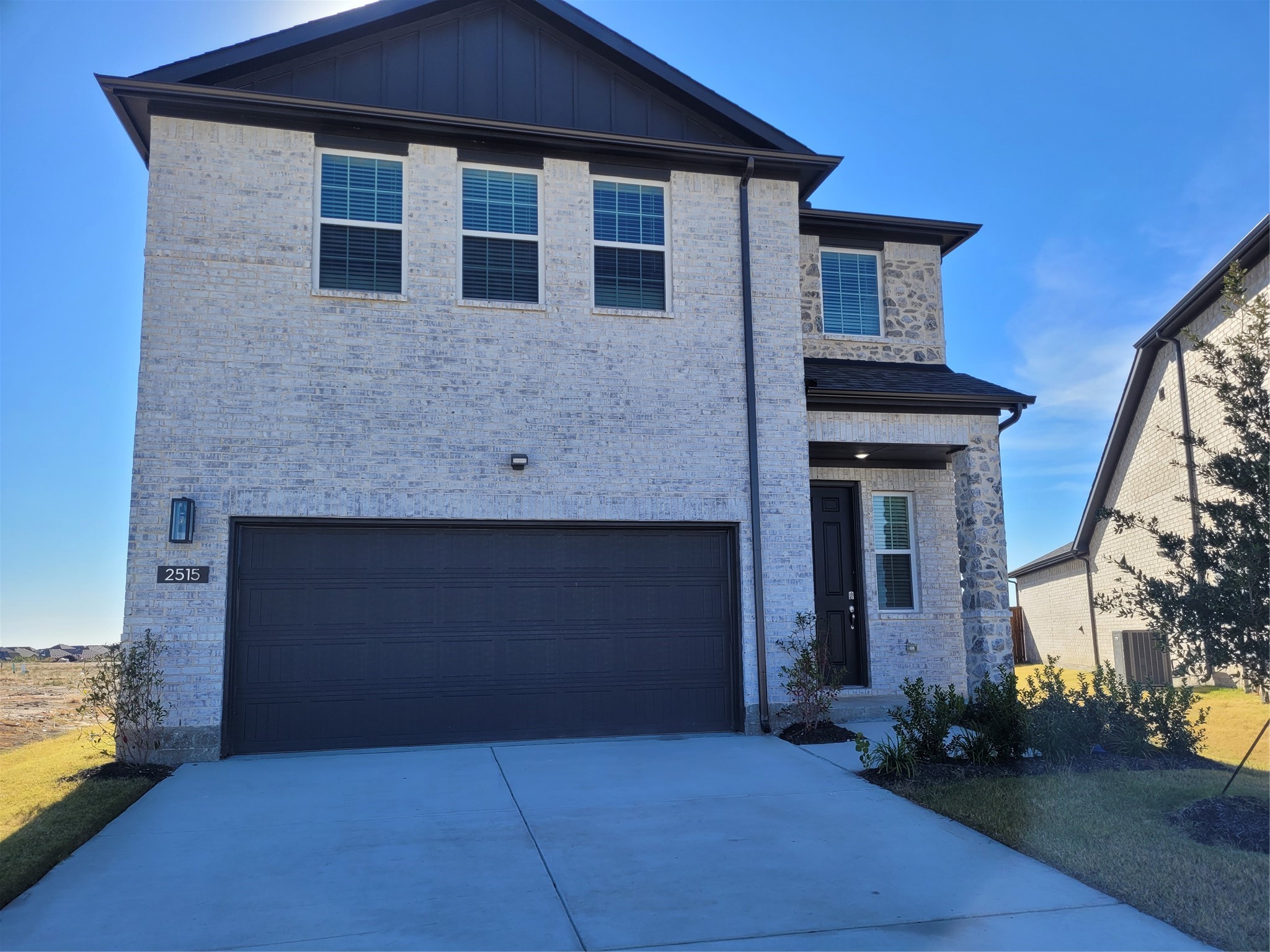 2515 Blue Oasis