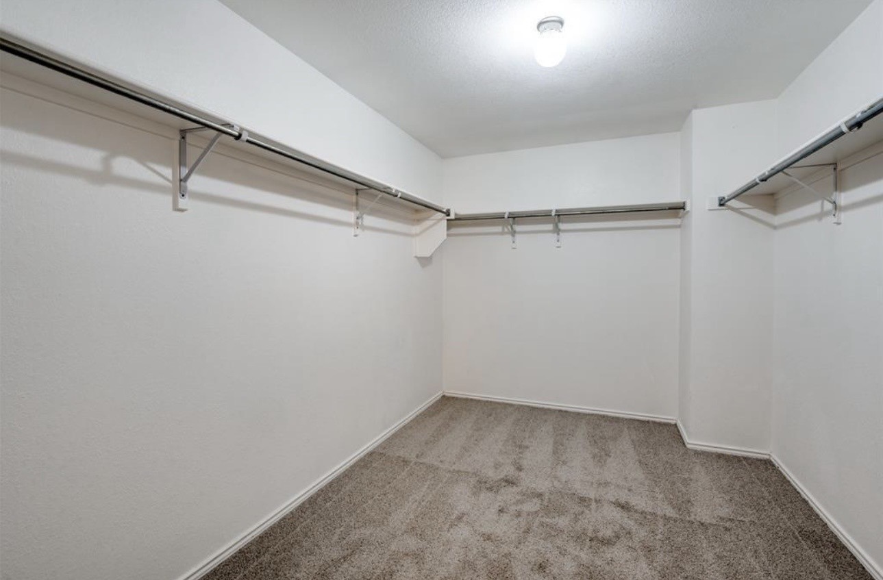 5904 Mariposa Drive