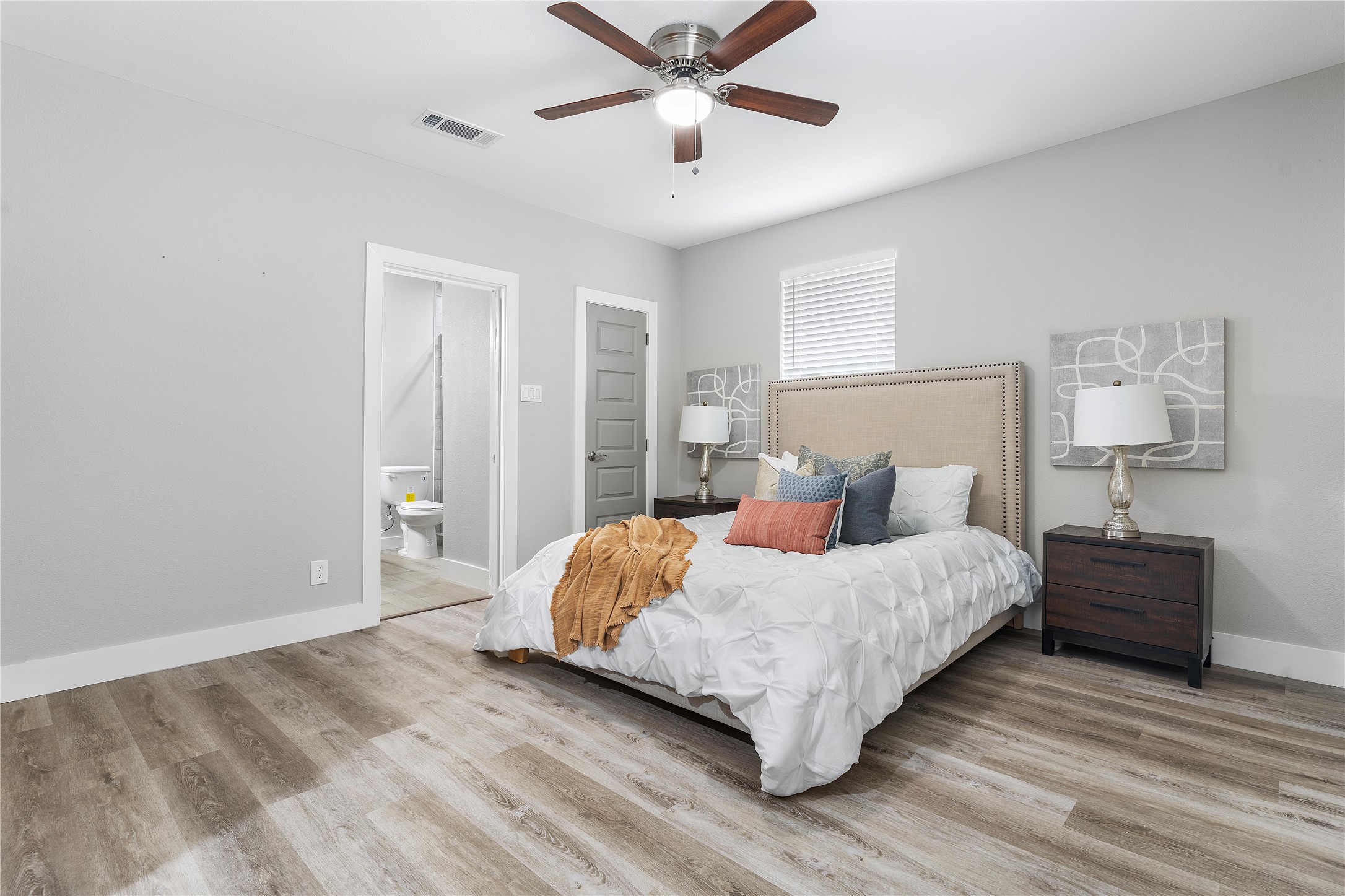 604 S Fitzhugh Avenue