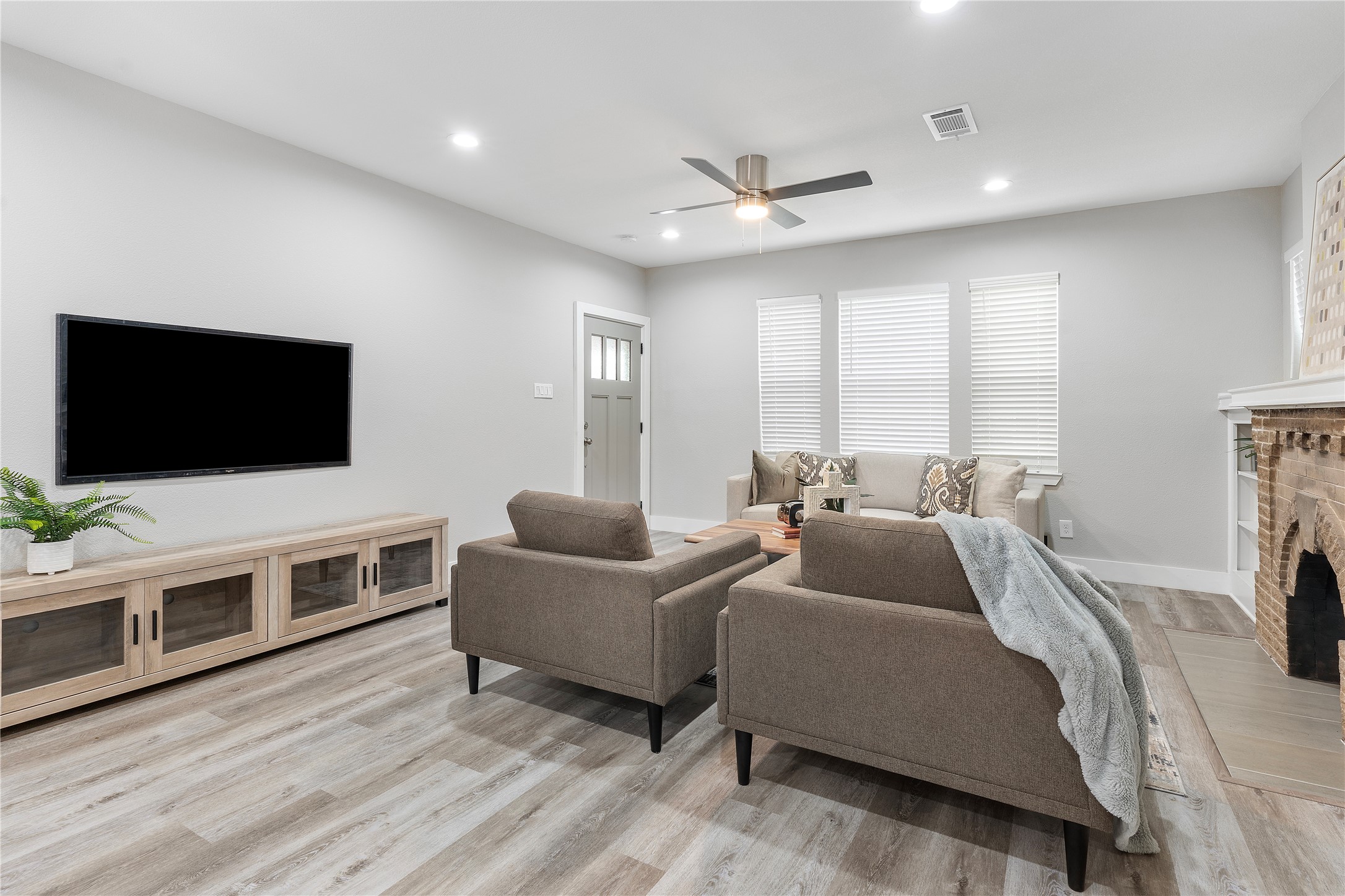 604 S Fitzhugh Avenue