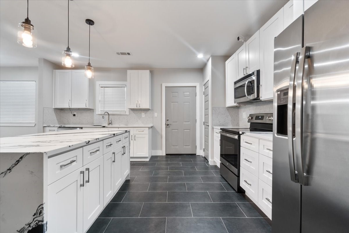 604 S Fitzhugh Avenue