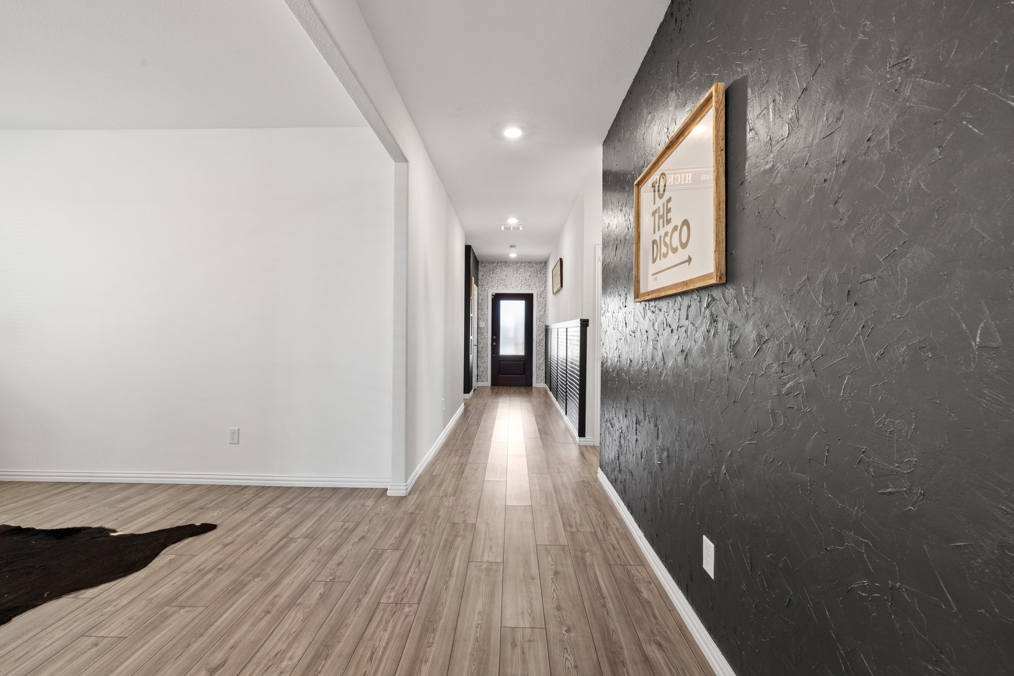 7101 Crepe Myrtle Avenue