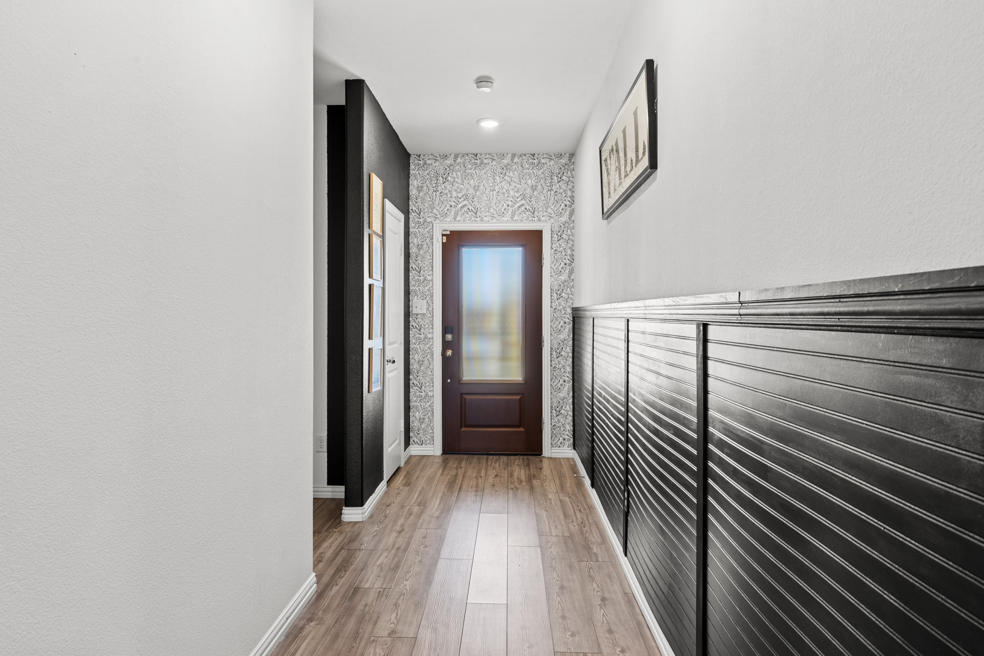 7101 Crepe Myrtle Avenue