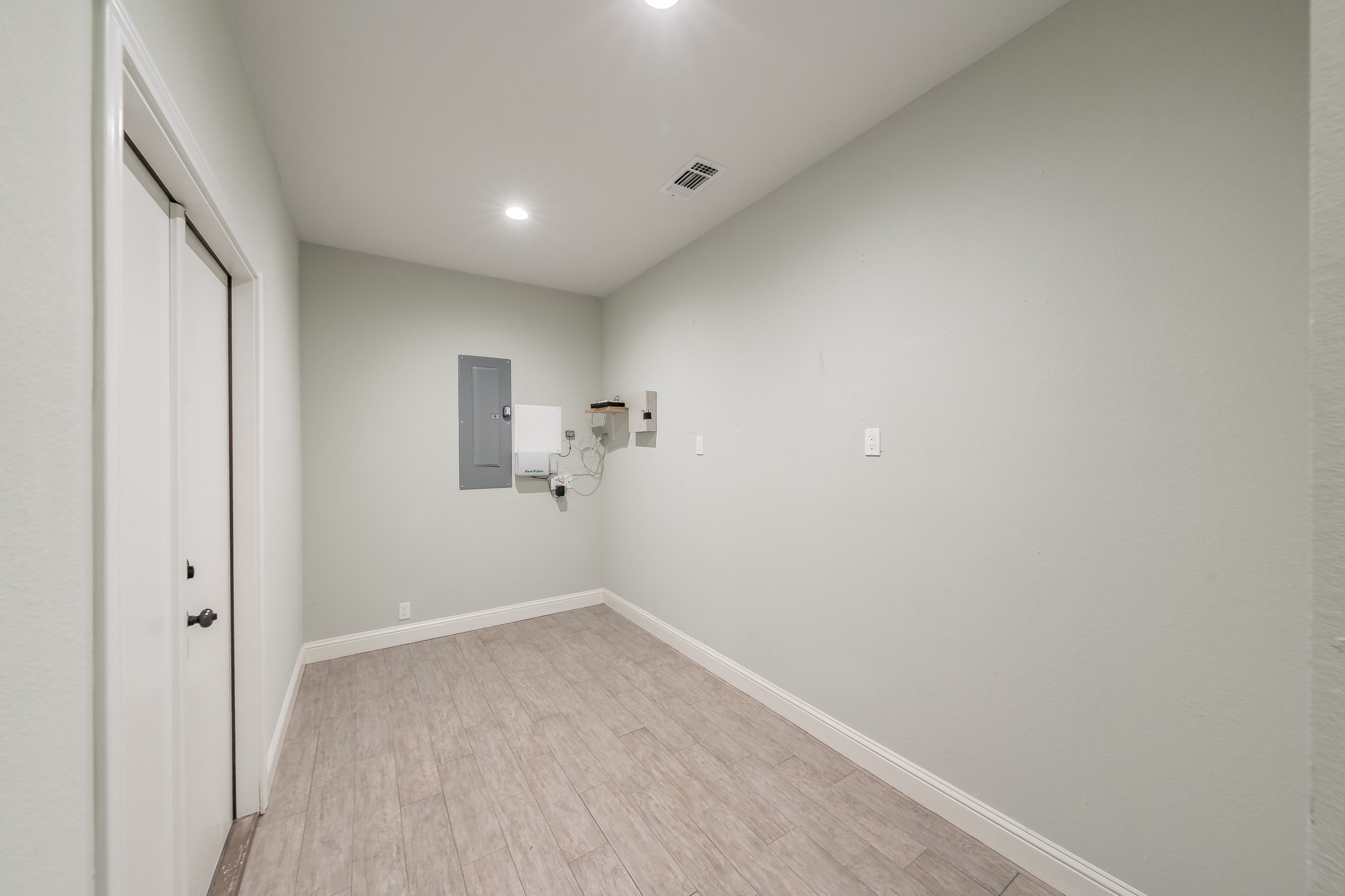 112 Amanda Court