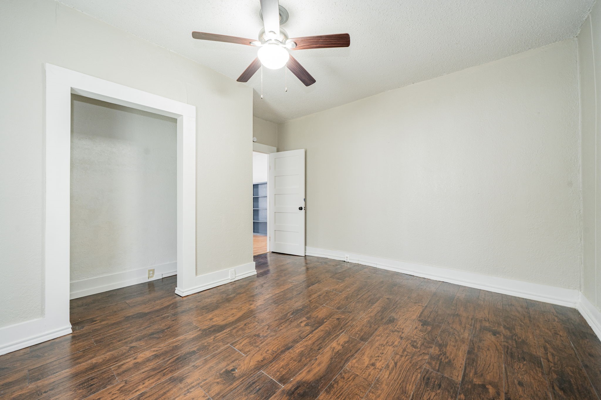 301 E 2nd North Street