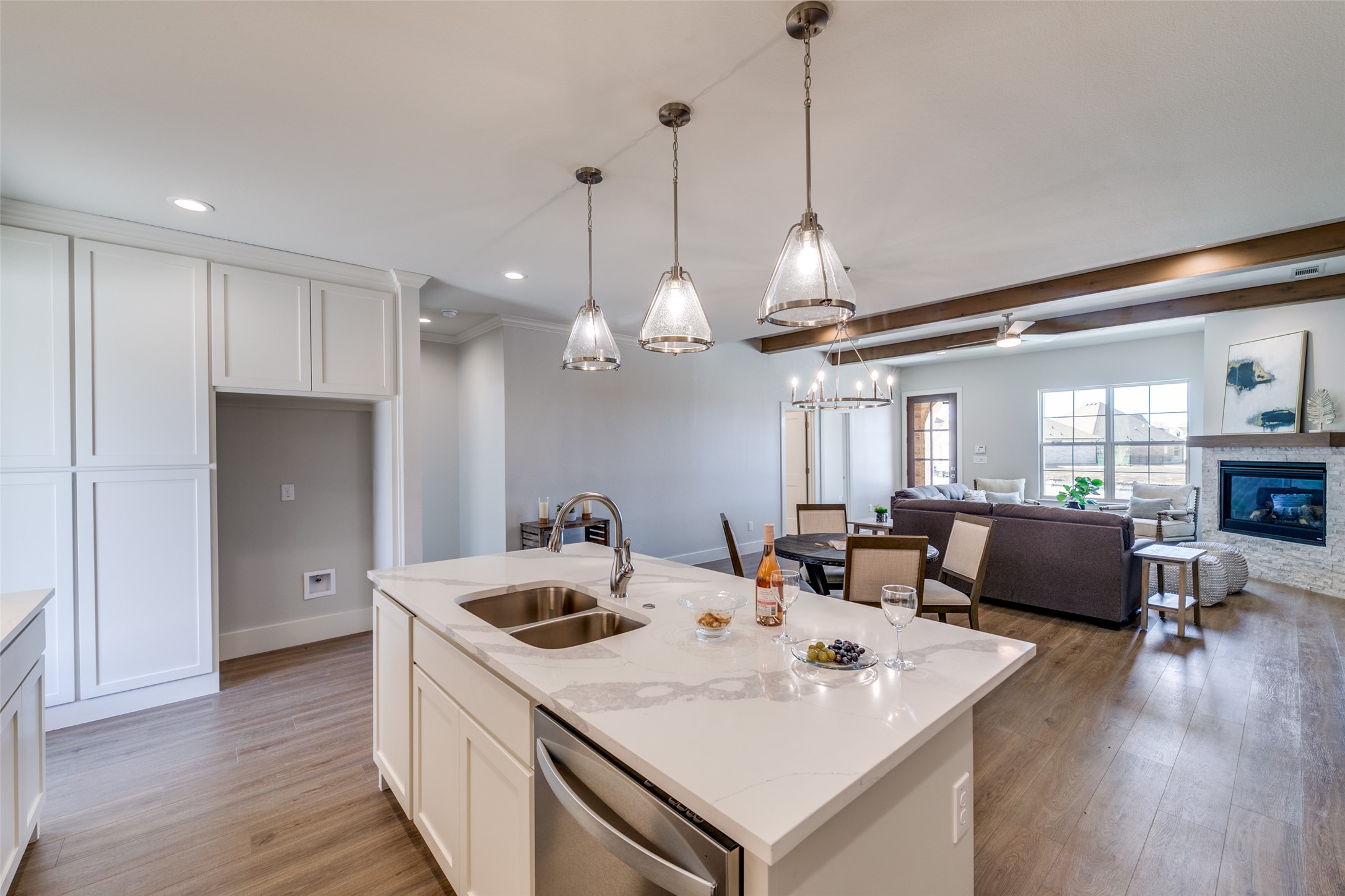 635 Community Lane