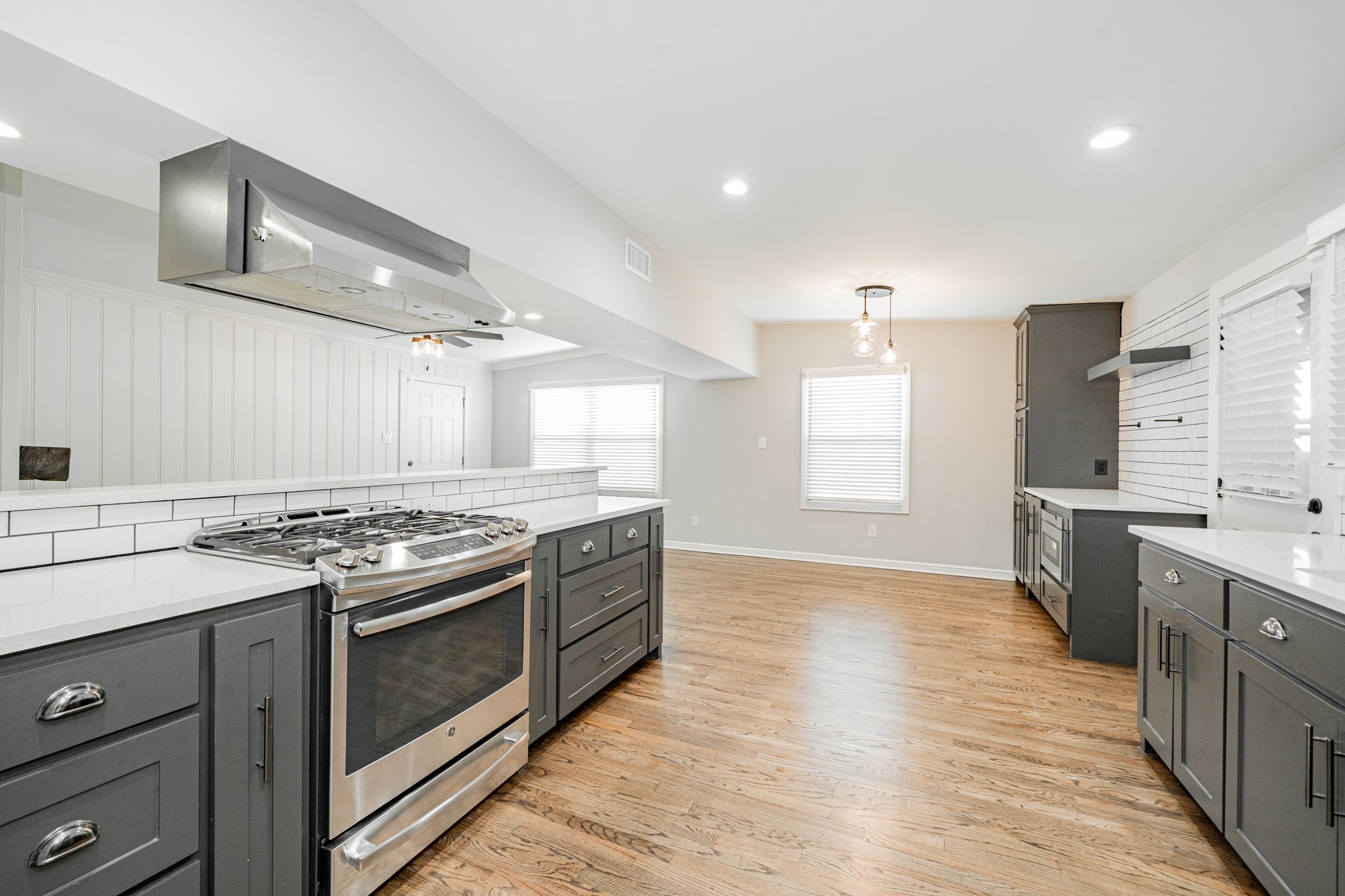 9914 Estacado Drive