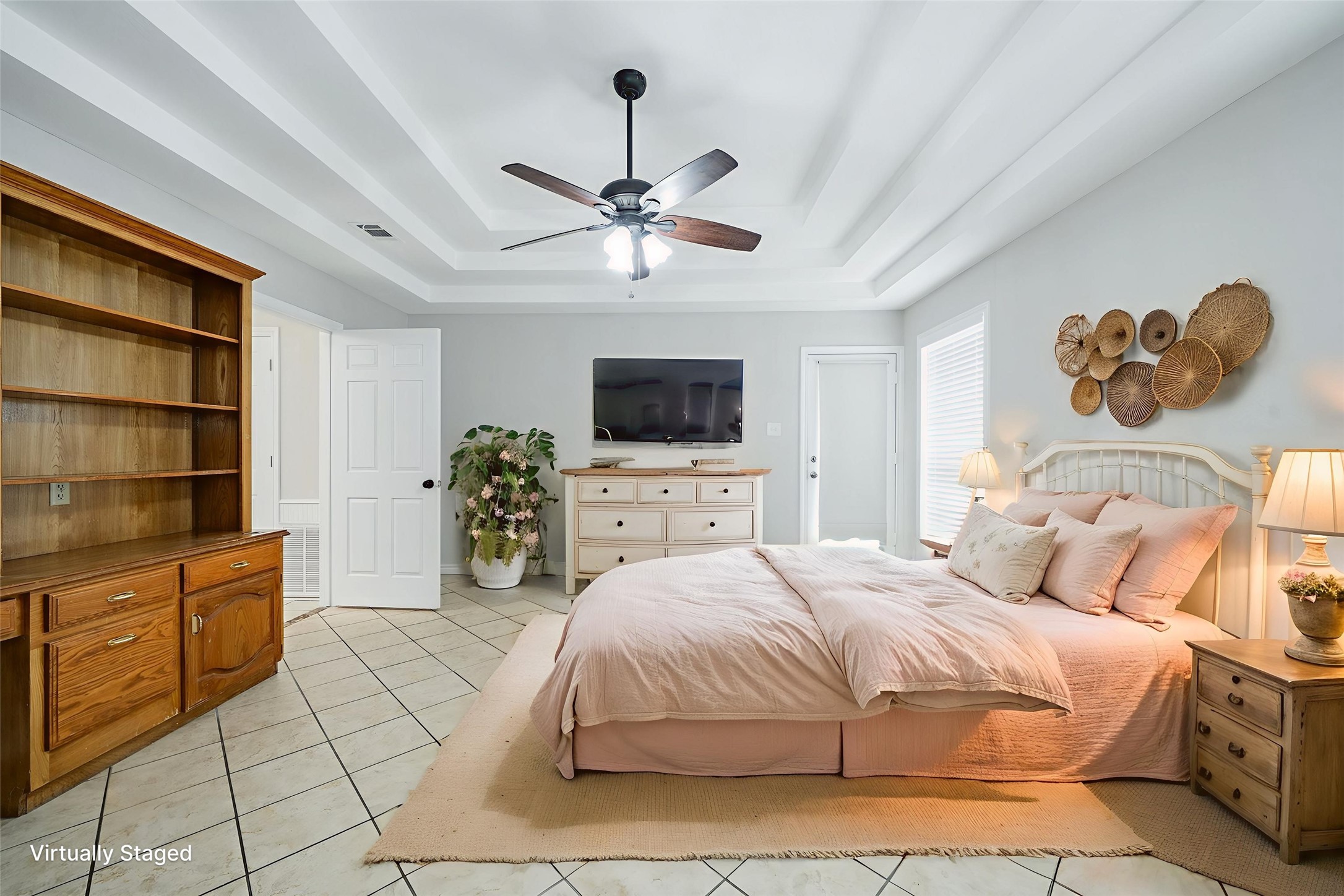 5612 E State Highway 243