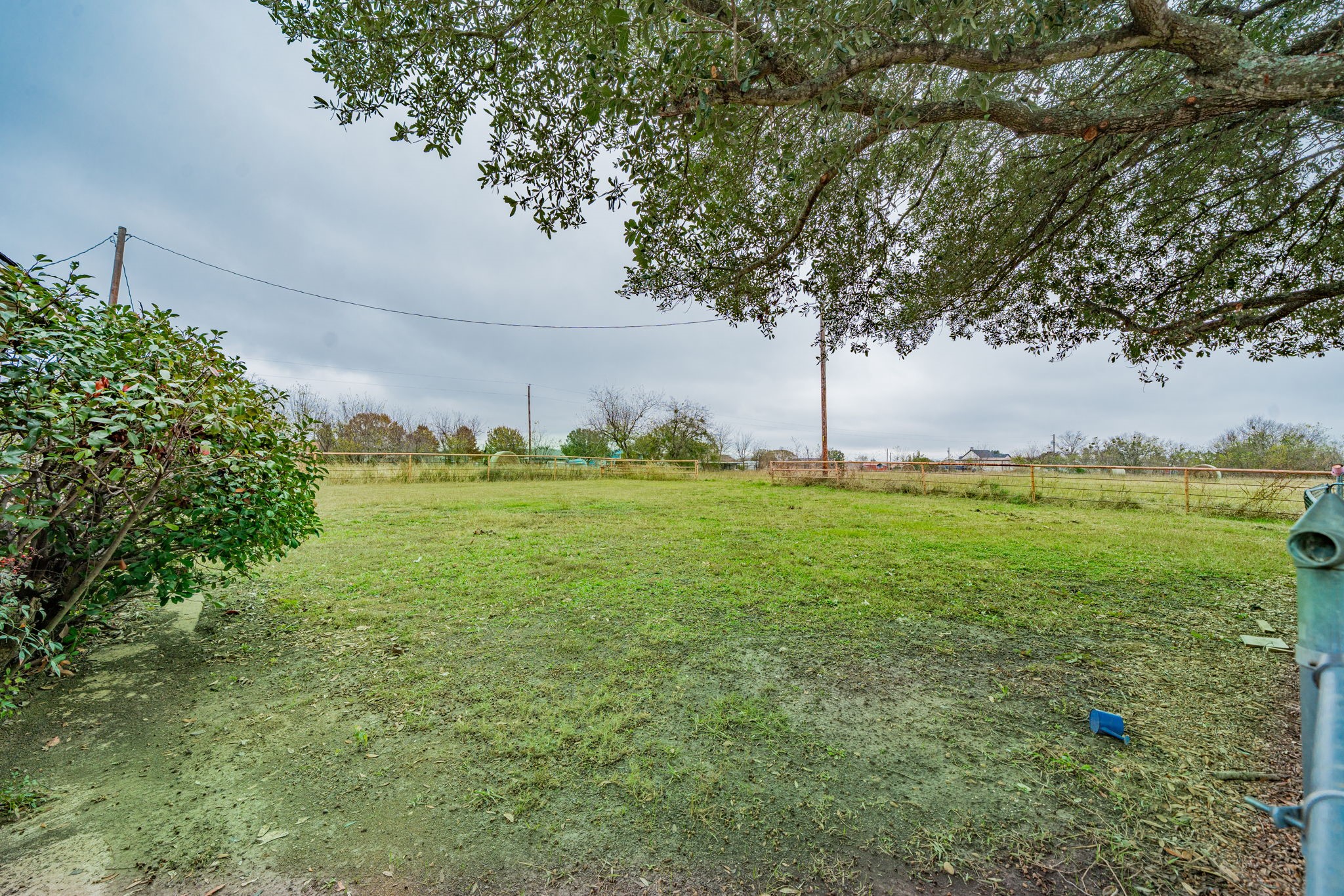 5612 E State Highway 243