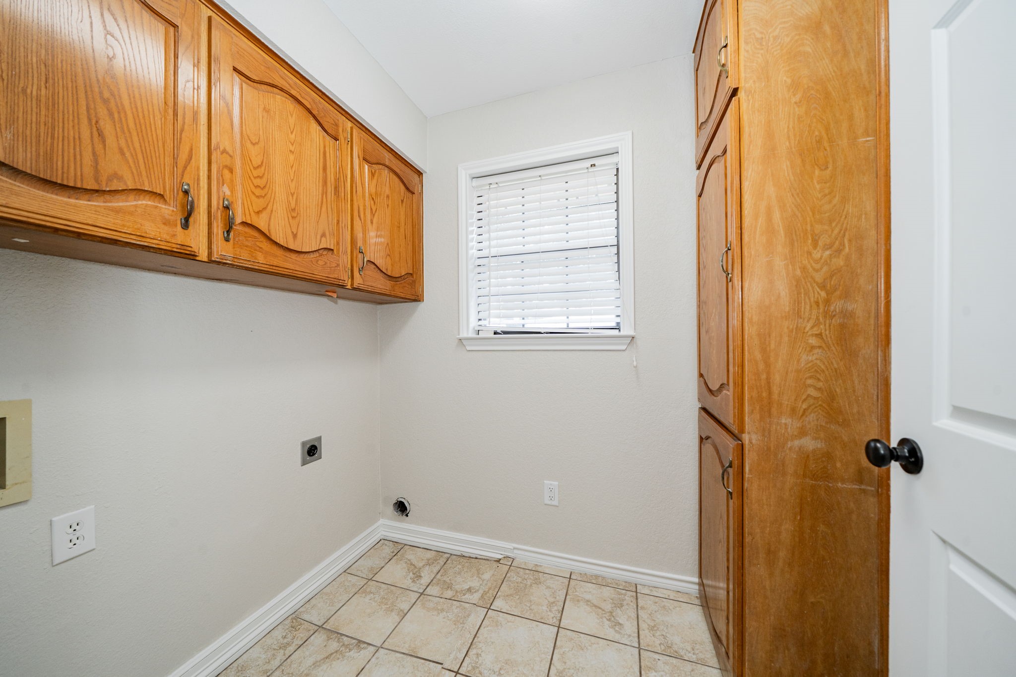 5612 E State Highway 243