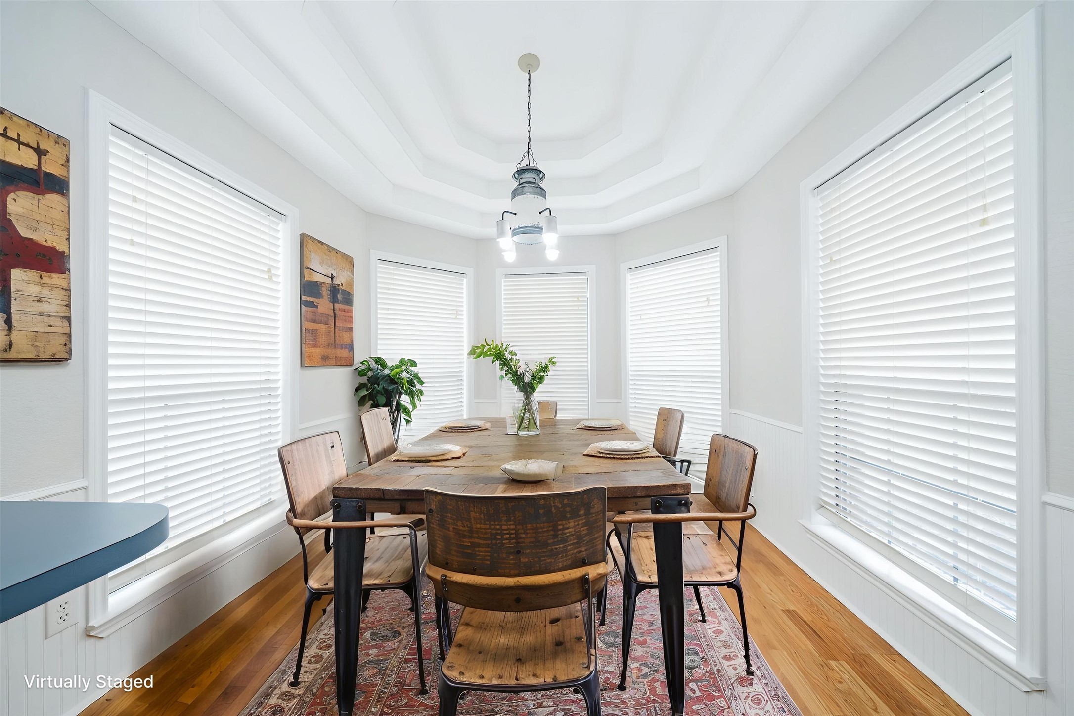 5612 E State Highway 243