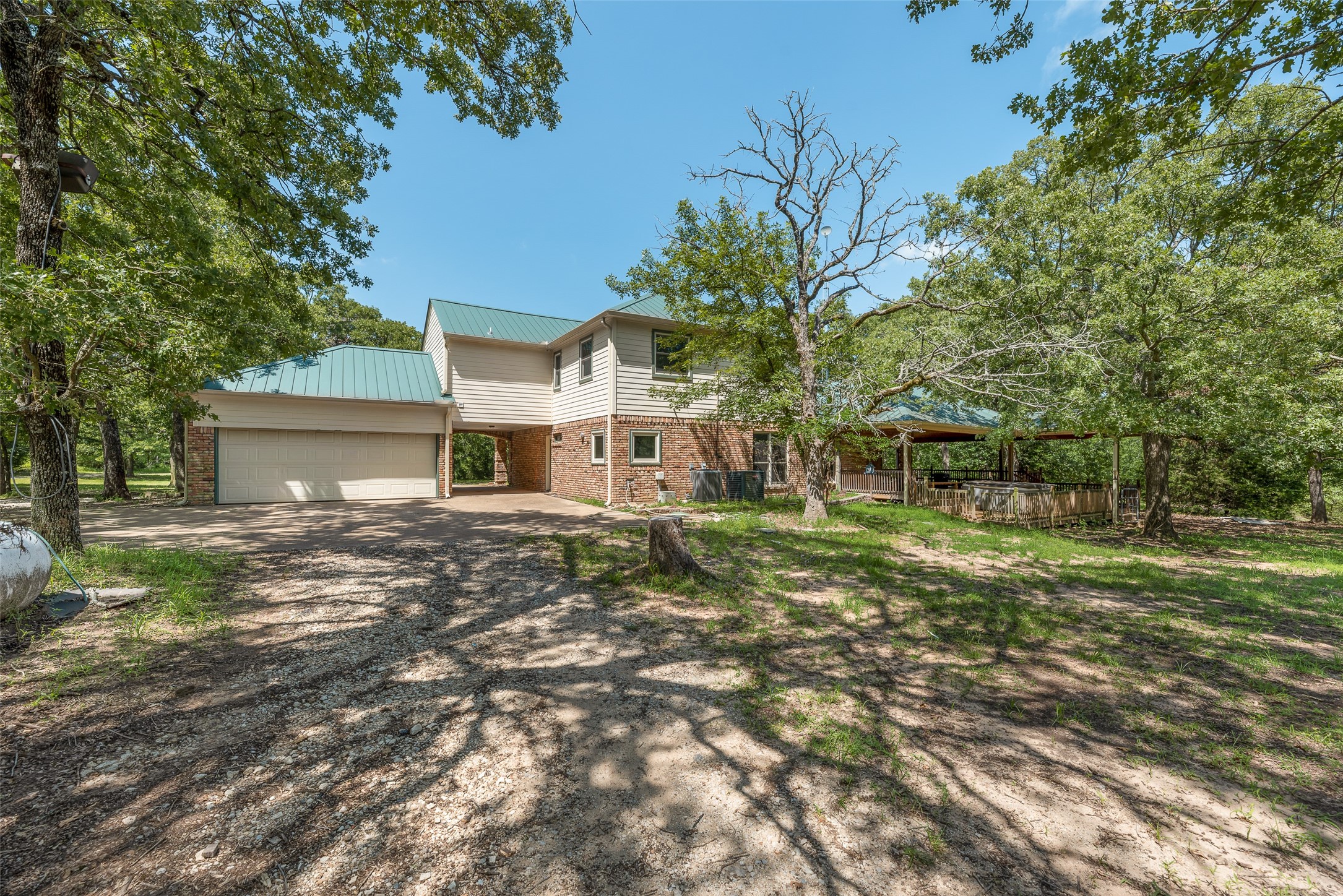 9712 County Road 2432