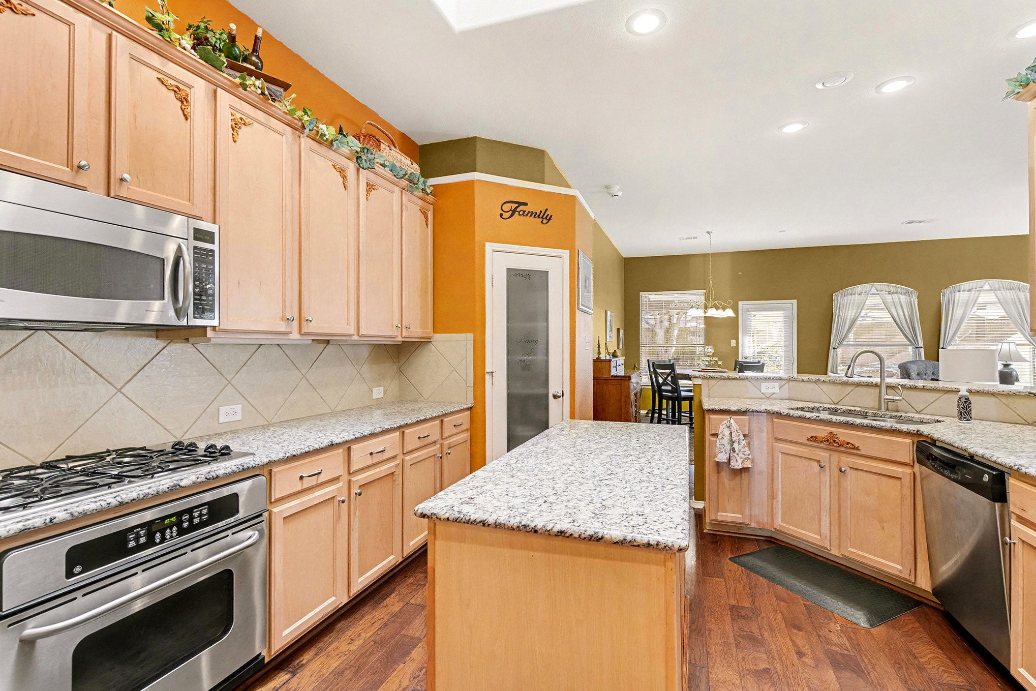 4900 Breezewind Lane