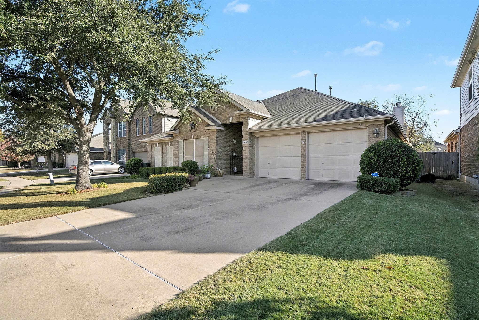 4900 Breezewind Lane