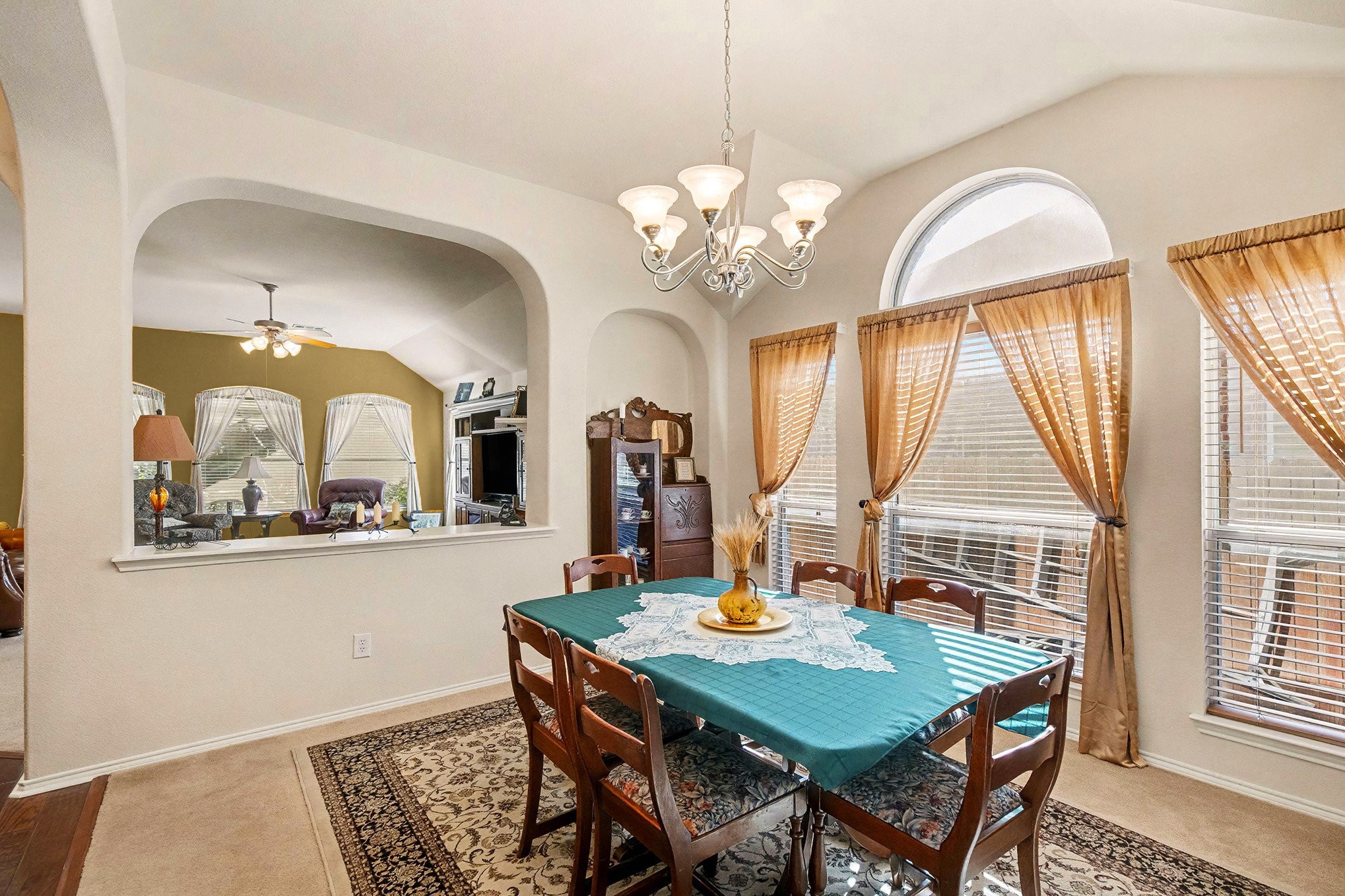 4900 Breezewind Lane