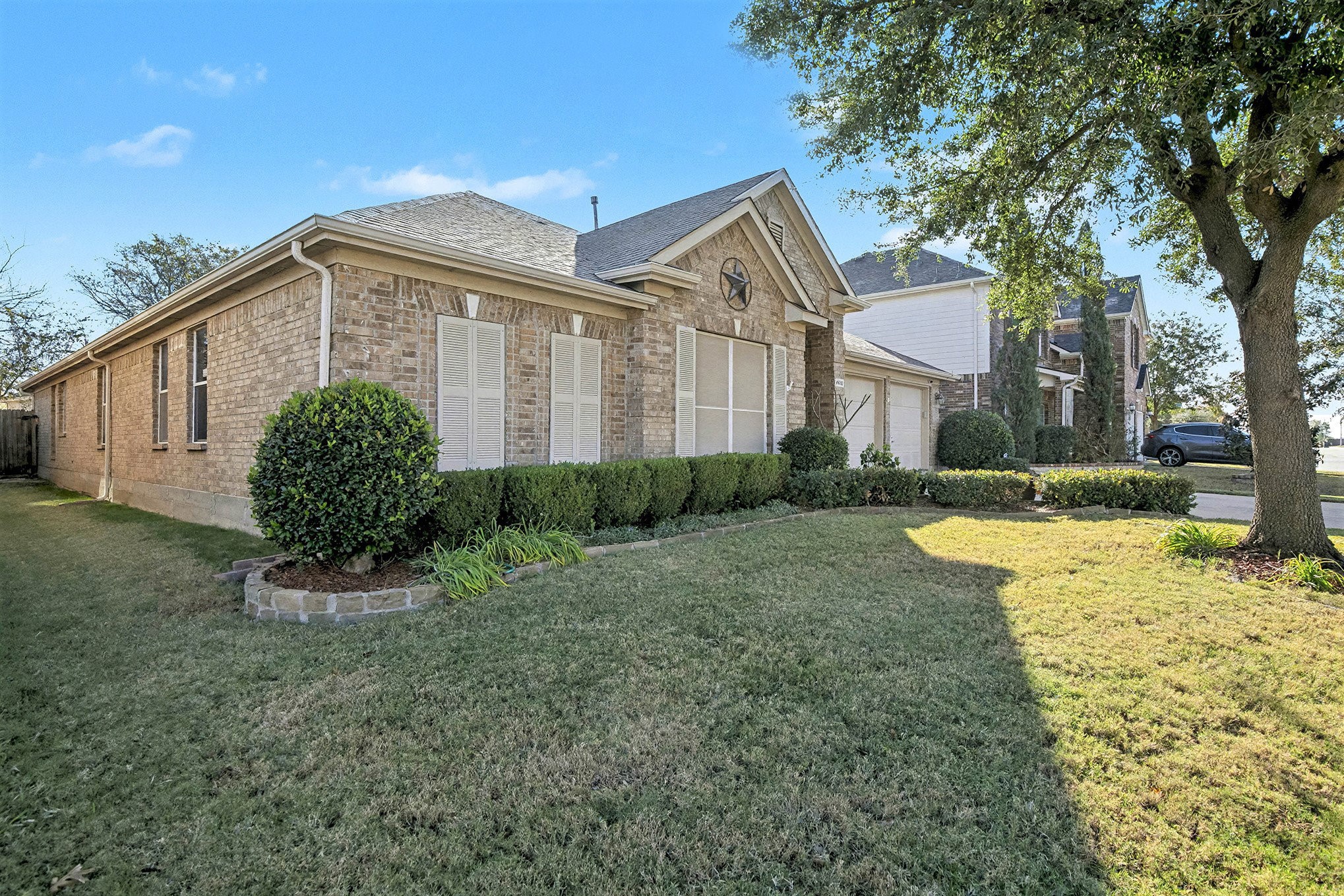 4900 Breezewind Lane